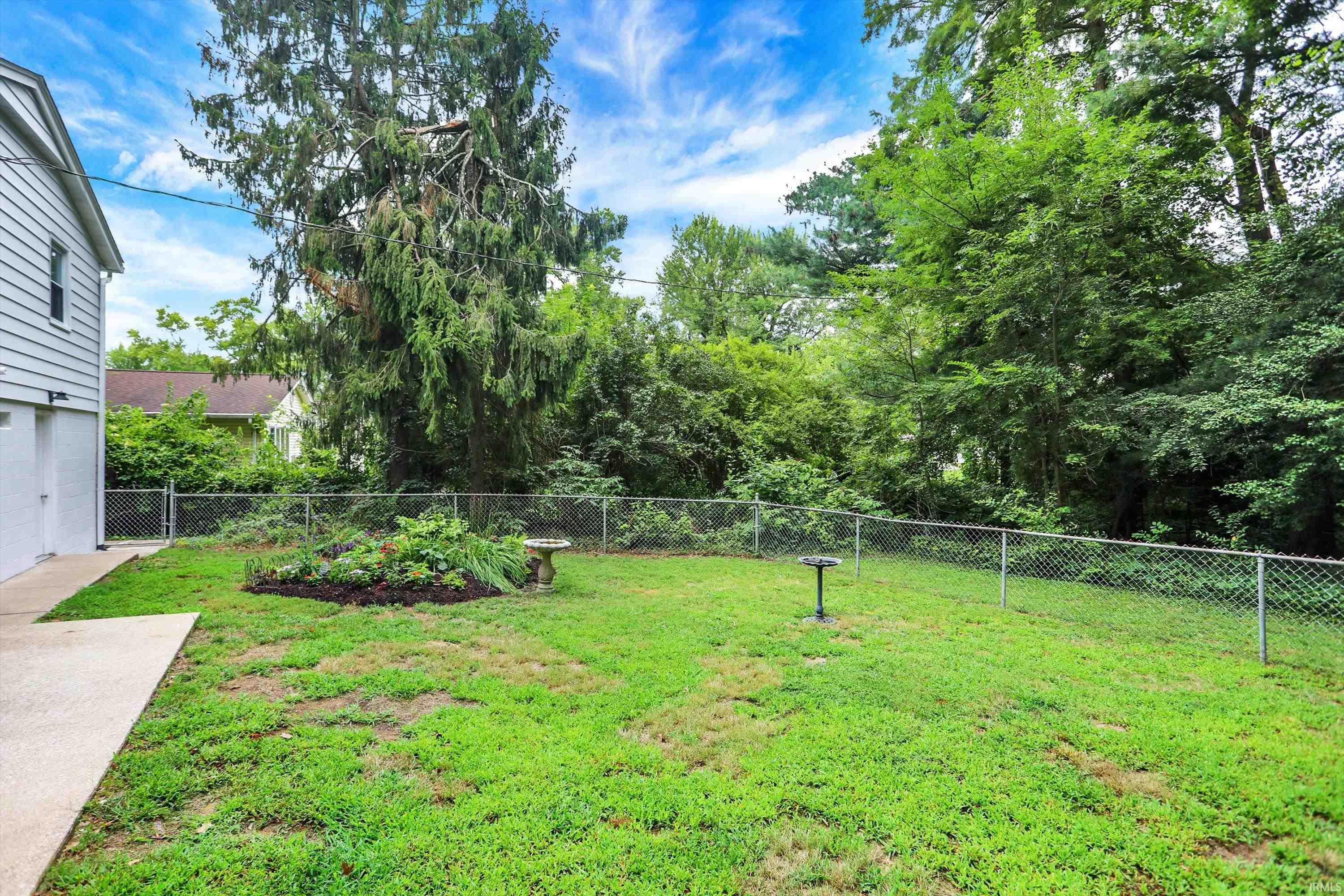 103 N Lexington Drive