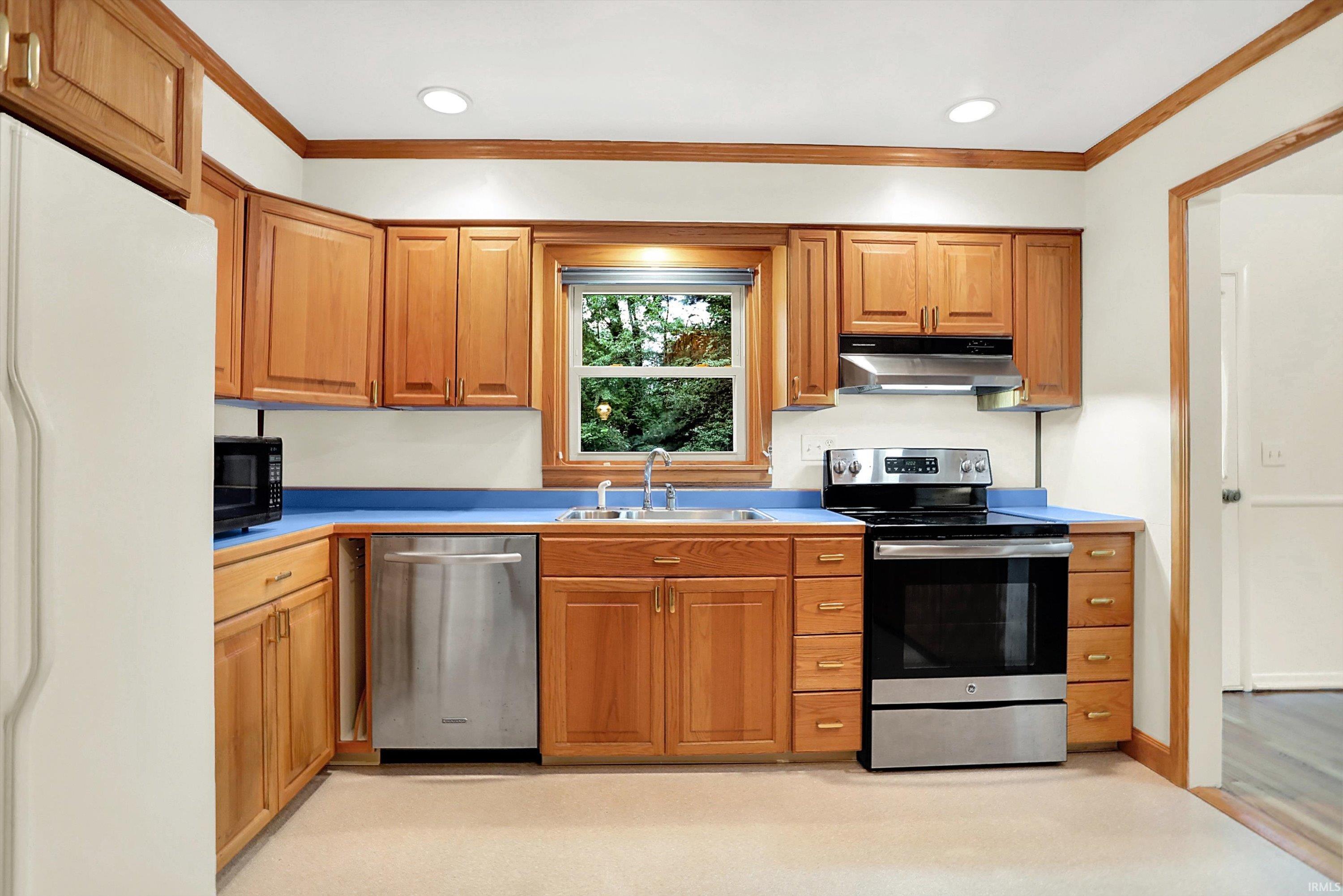 103 N Lexington Drive