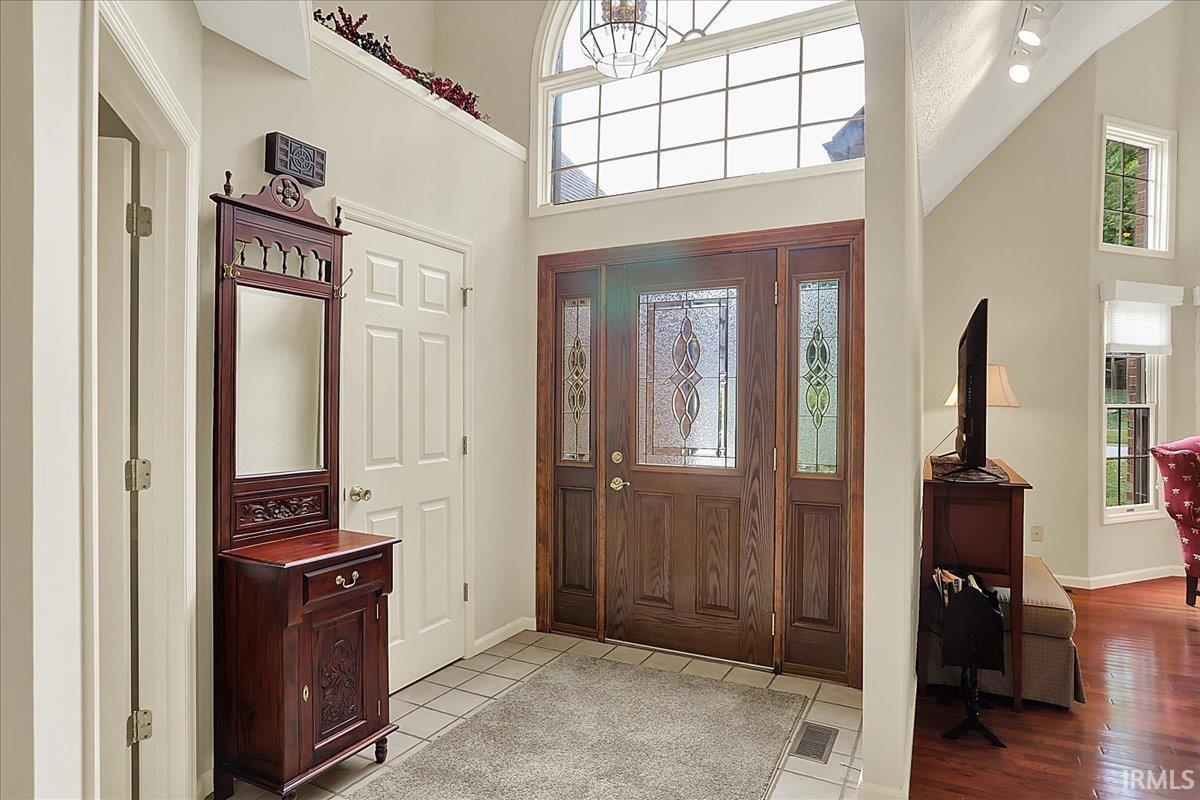 2316 E Linden Hill Drive