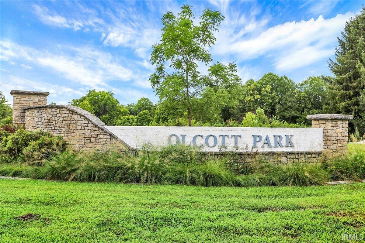 2316 E Linden Hill Drive