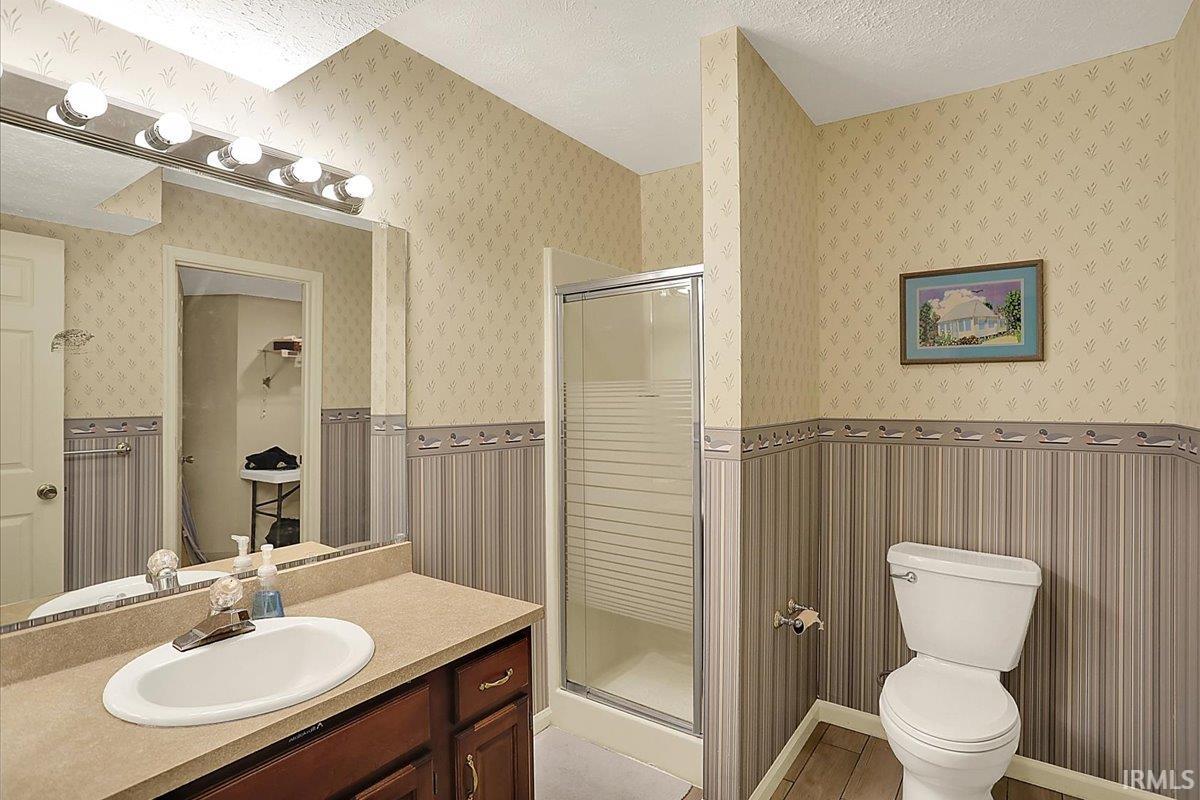 2316 E Linden Hill Drive