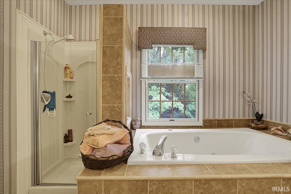 2316 E Linden Hill Drive