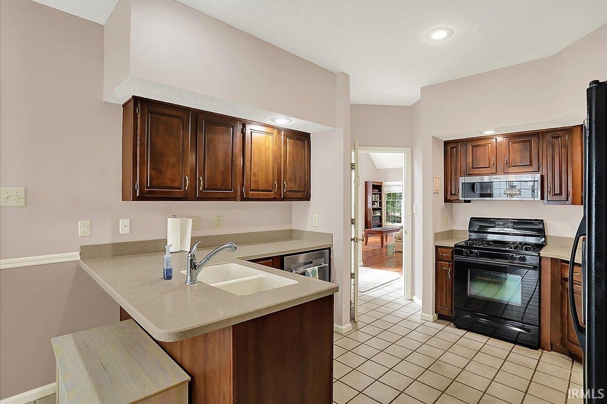 2316 E Linden Hill Drive