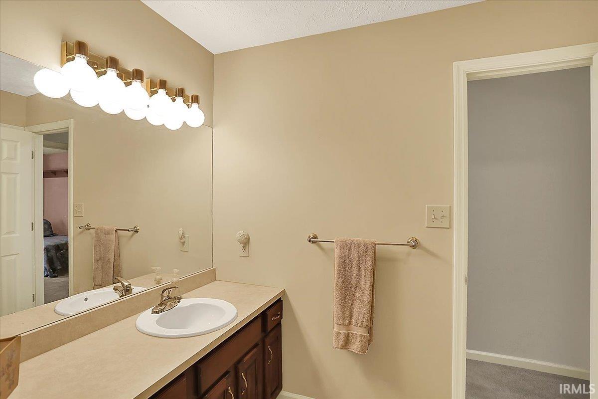 2316 E Linden Hill Drive