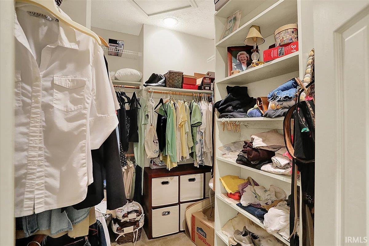 2316 E Linden Hill Drive