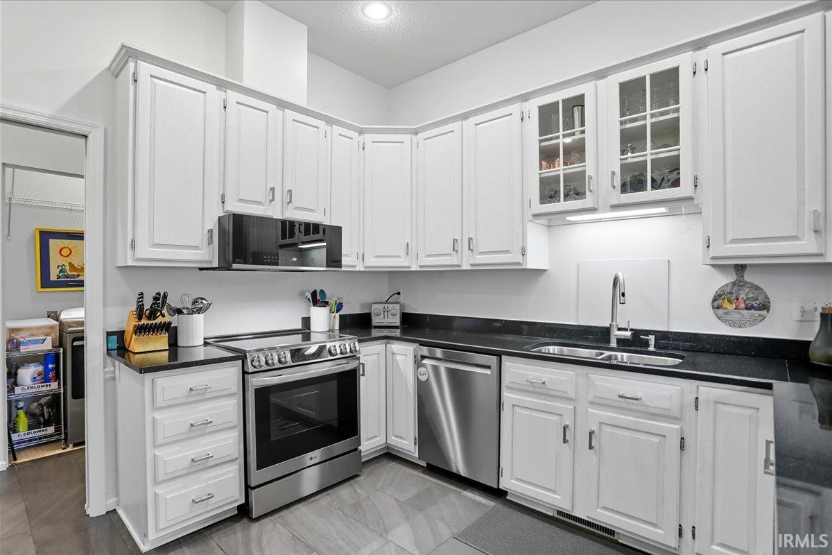 3173 S Coppertree Drive