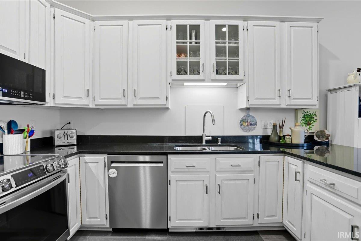 3173 S Coppertree Drive