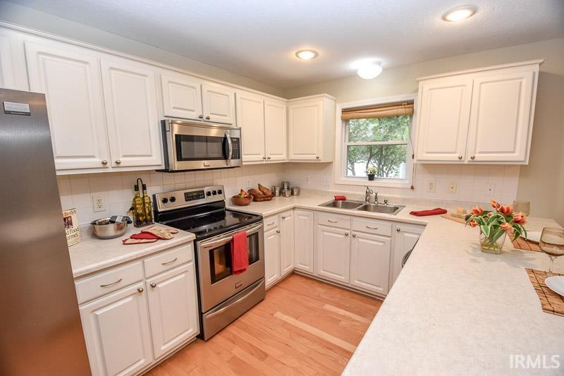 4592 E Donington Drive