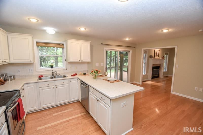 4592 E Donington Drive