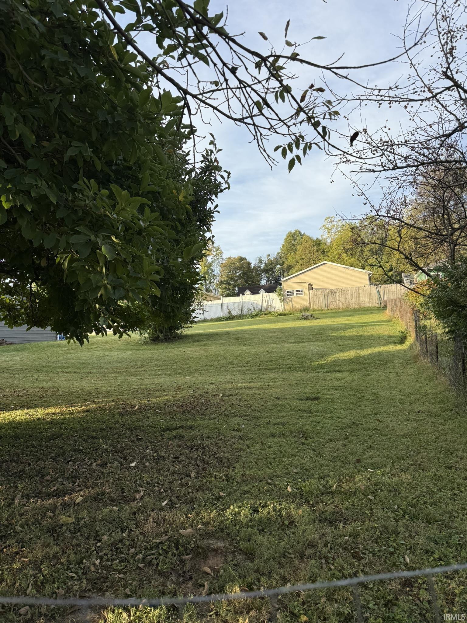 909 W Temperance Street