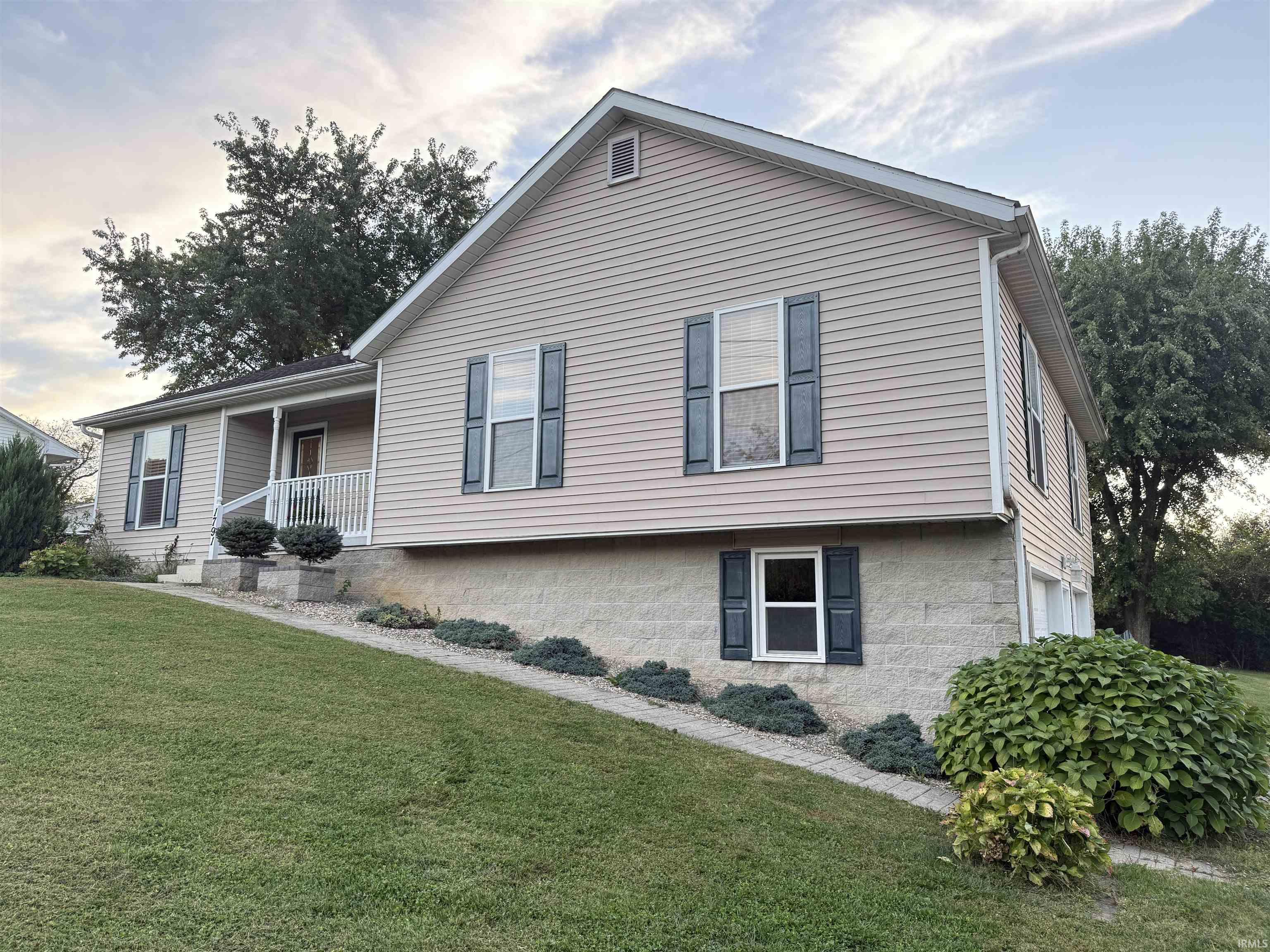 1791 N Hartstrait Road