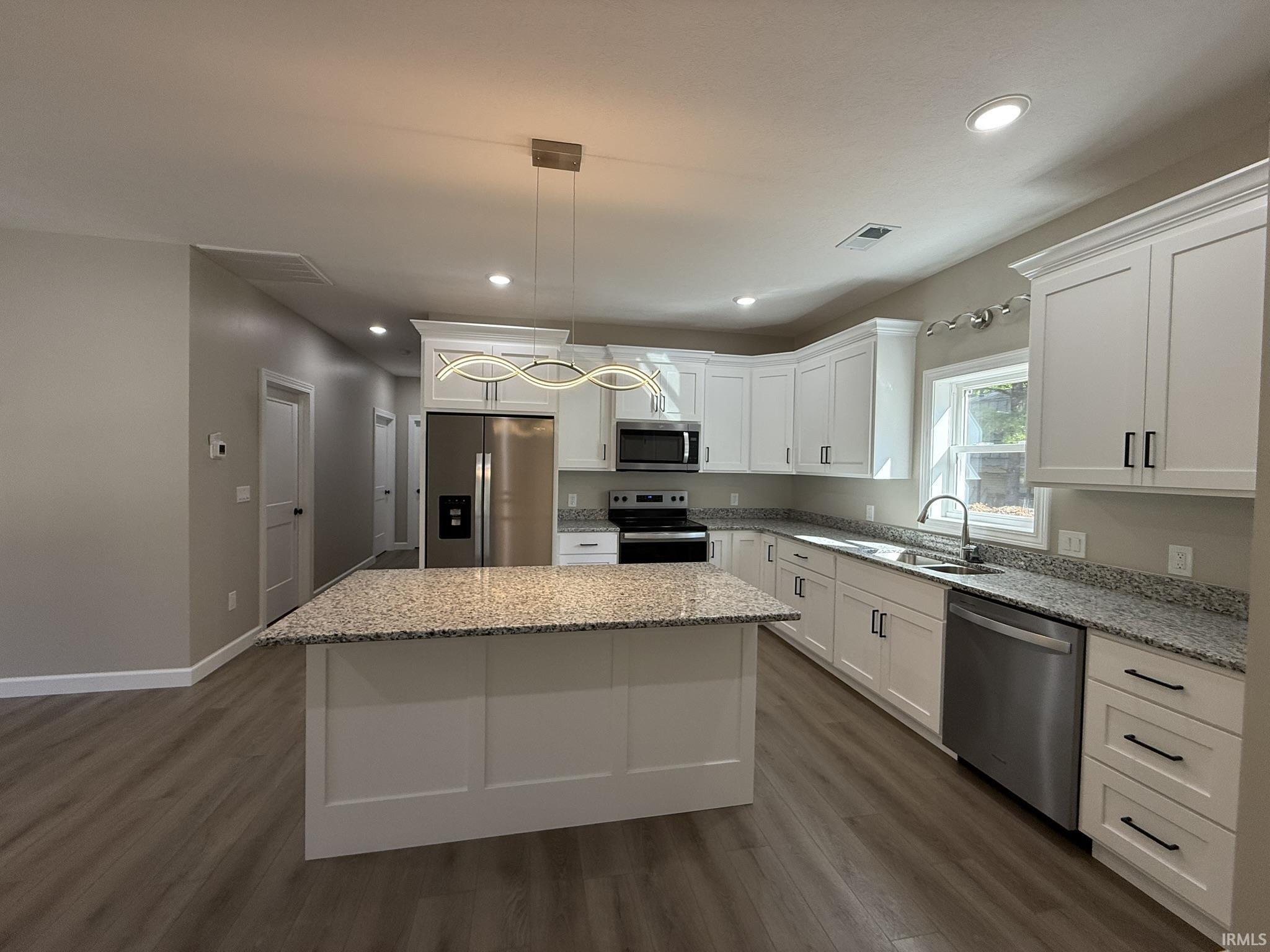 3417 S Knightridge Road