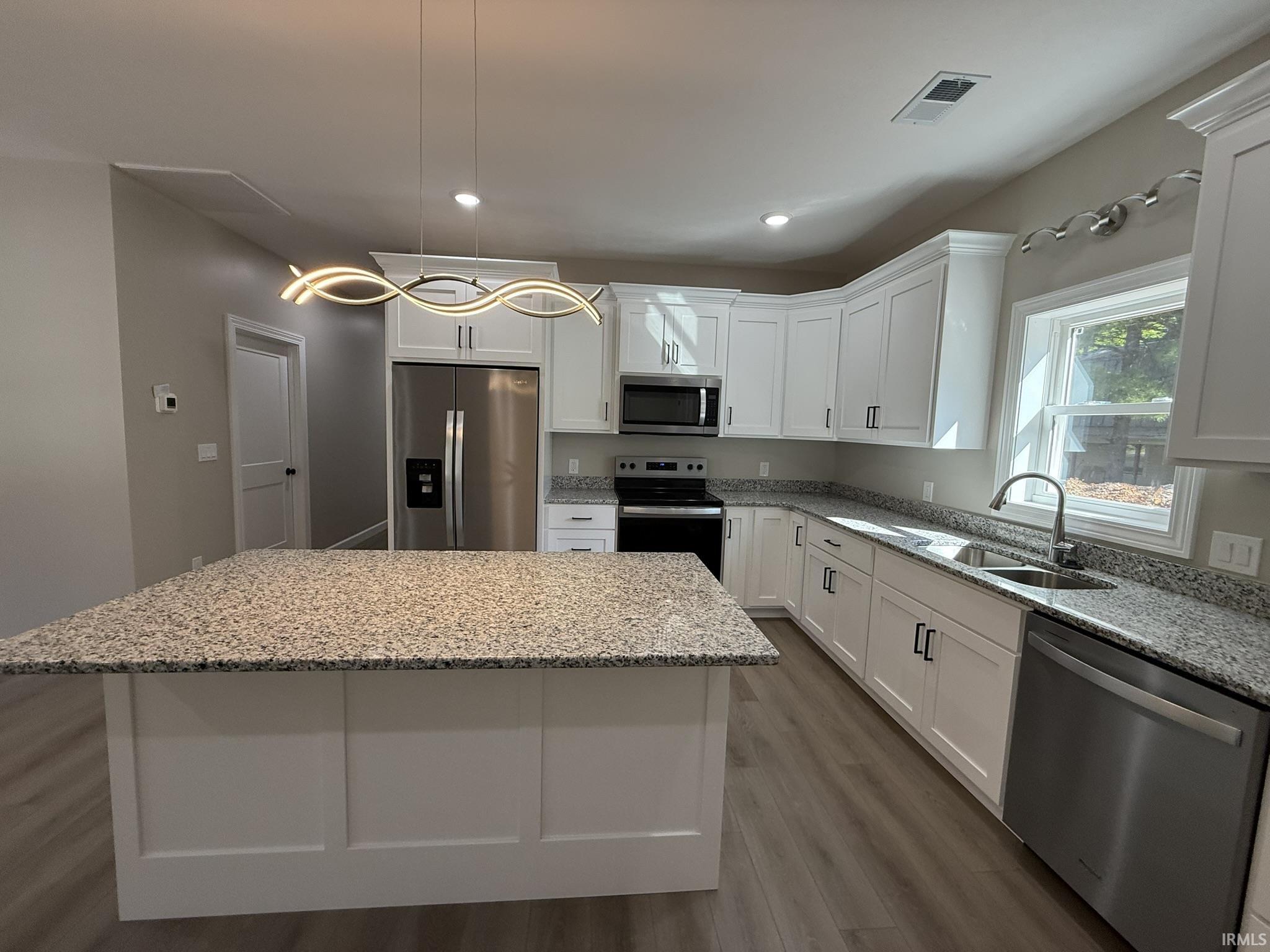 3417 S Knightridge Road