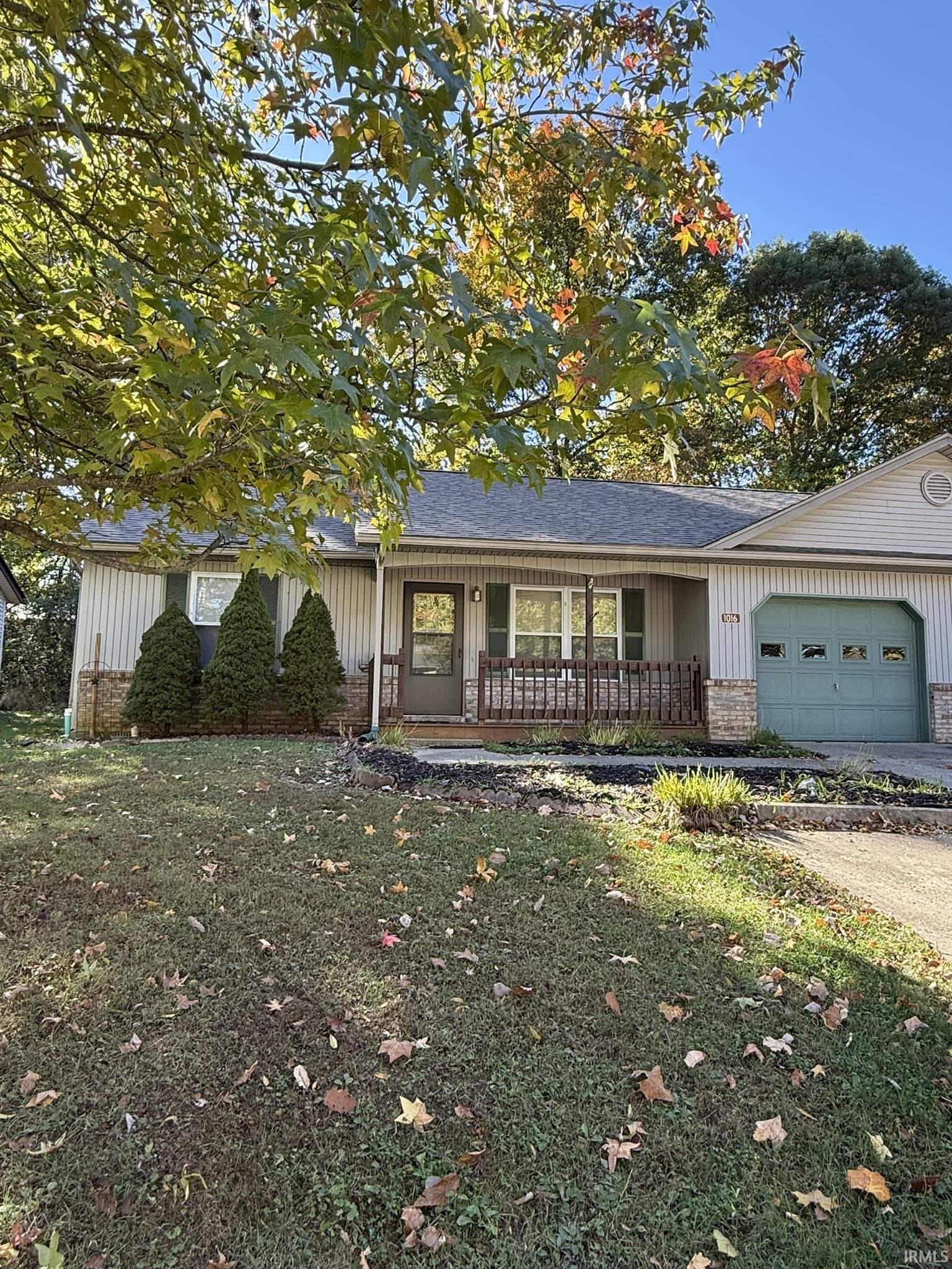 1016 N Forest View Drive