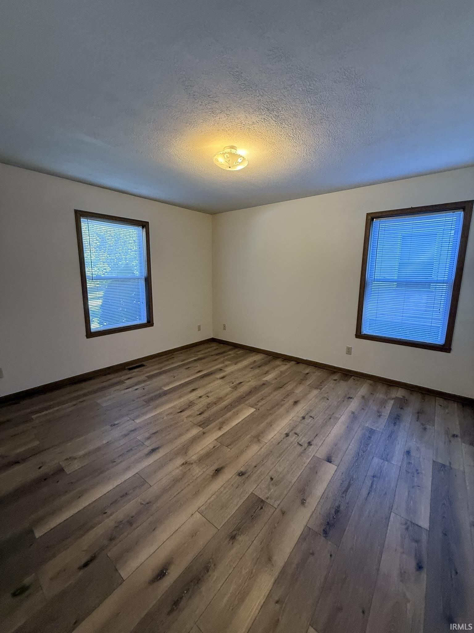 1016 N Forest View Drive