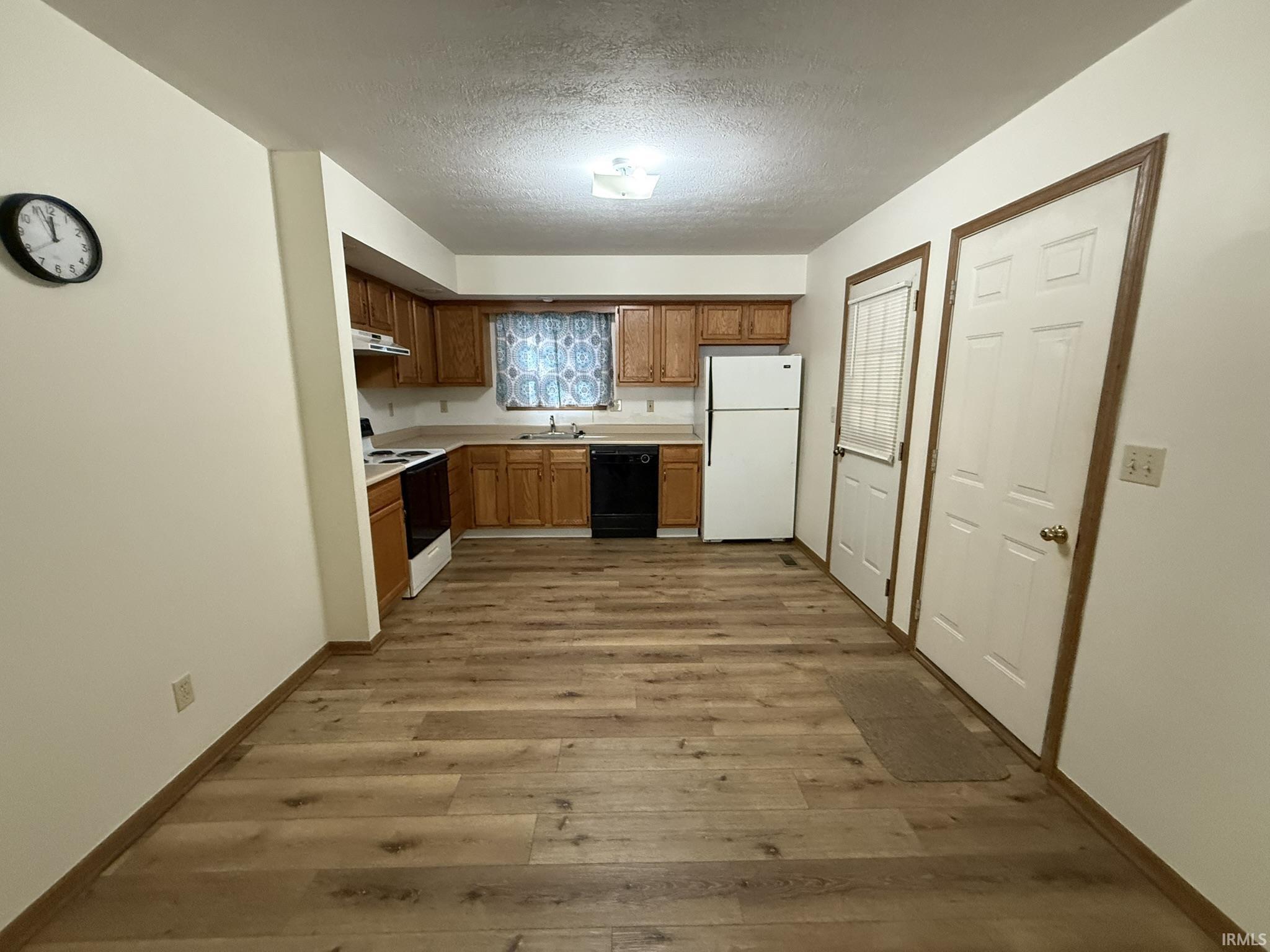 1016 N Forest View Drive