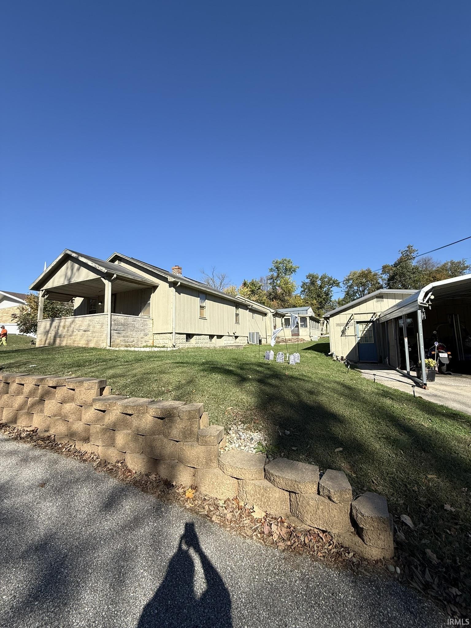 1024 N Country Club Drive