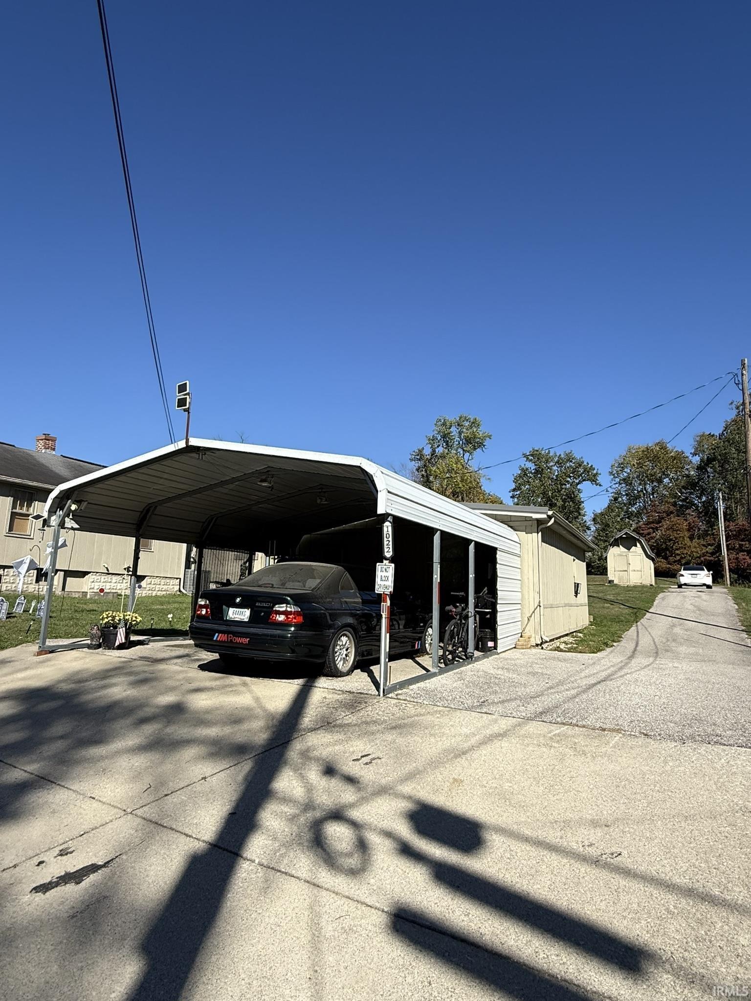 1024 N Country Club Drive