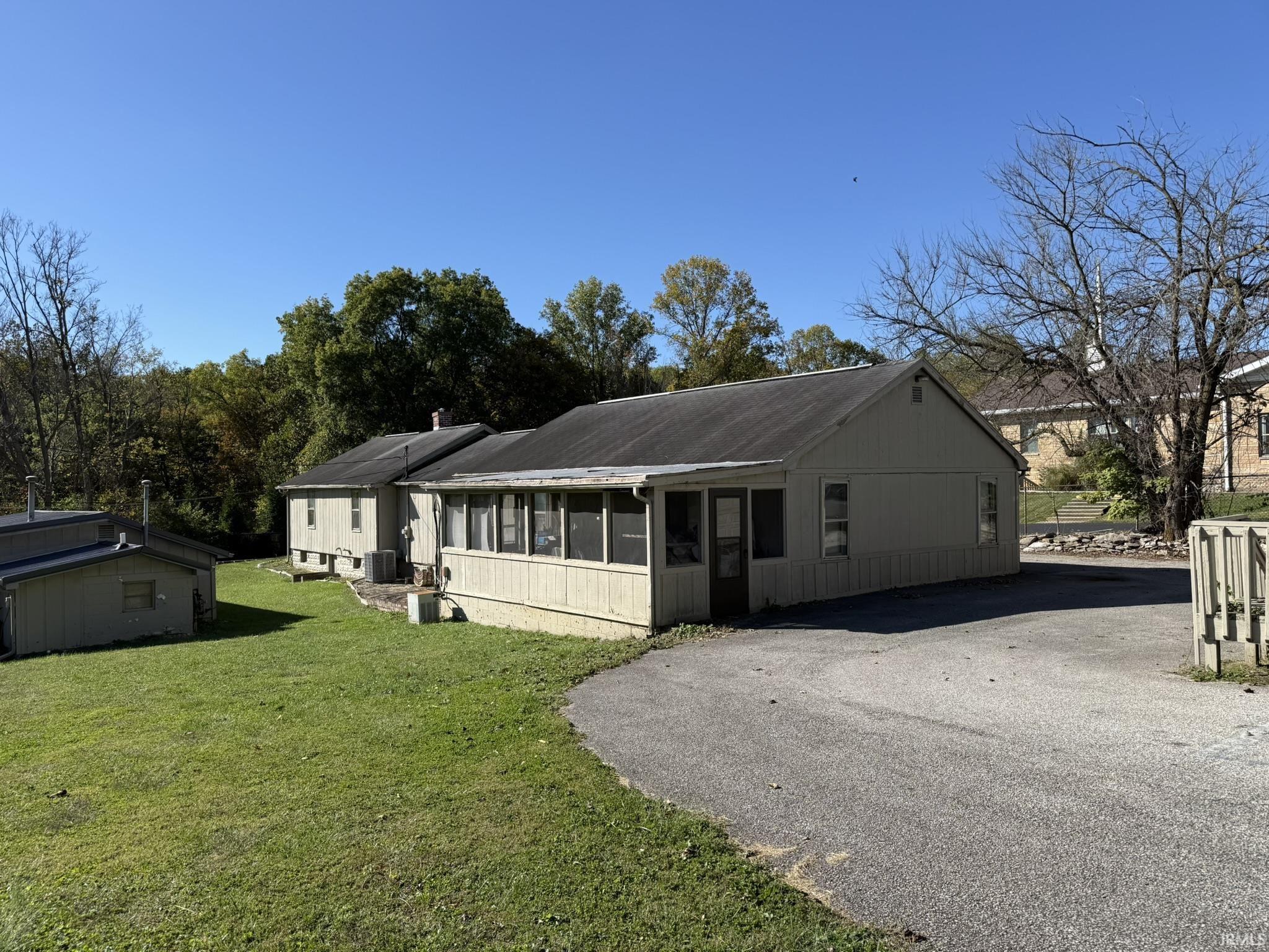 1024 N Country Club Drive