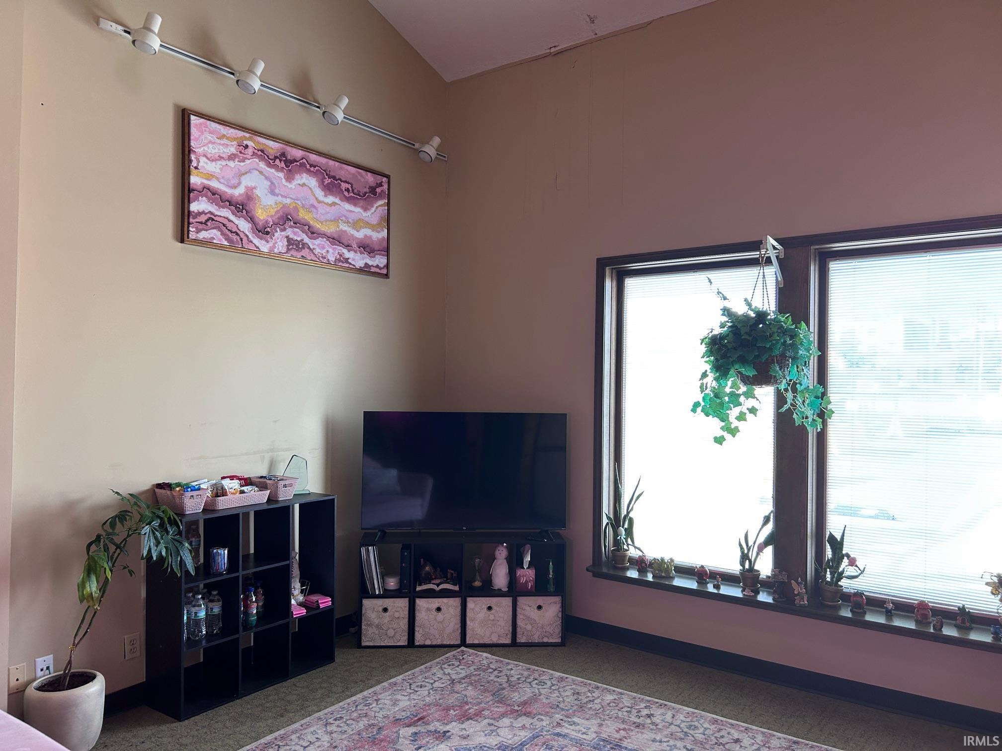 328 S Walnut Street Unit: Ste 1