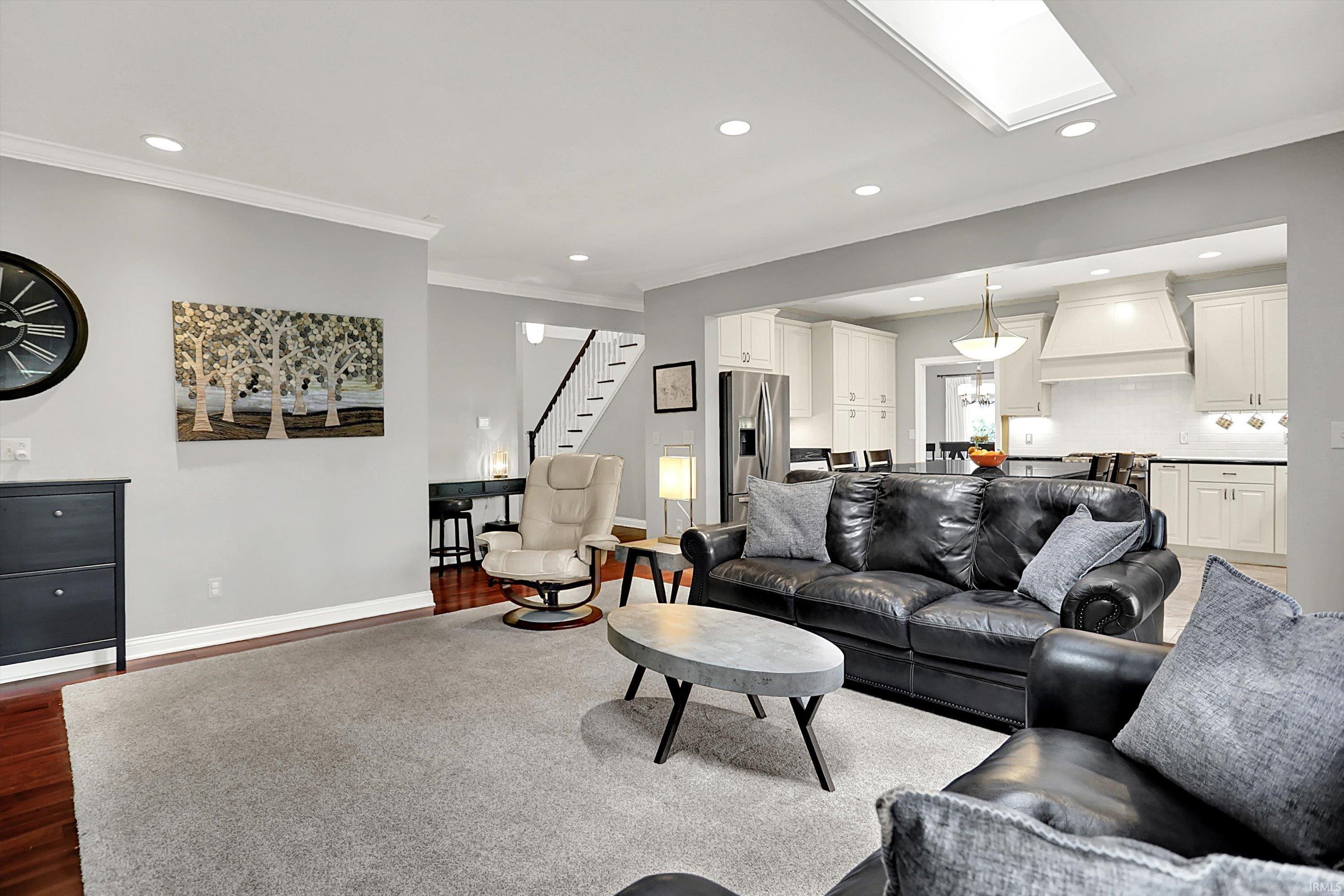 2707 S Olcott Boulevard