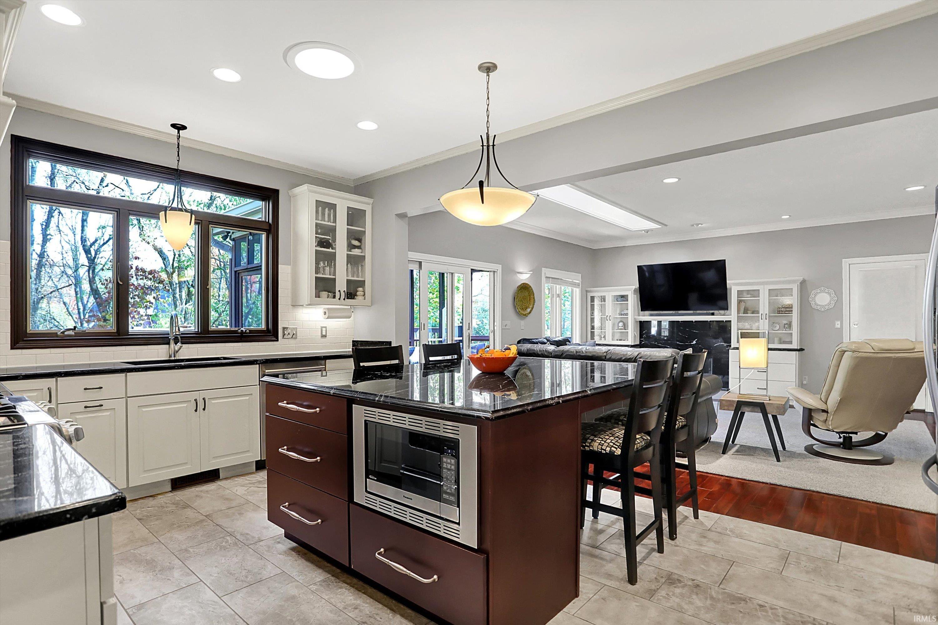 2707 S Olcott Boulevard