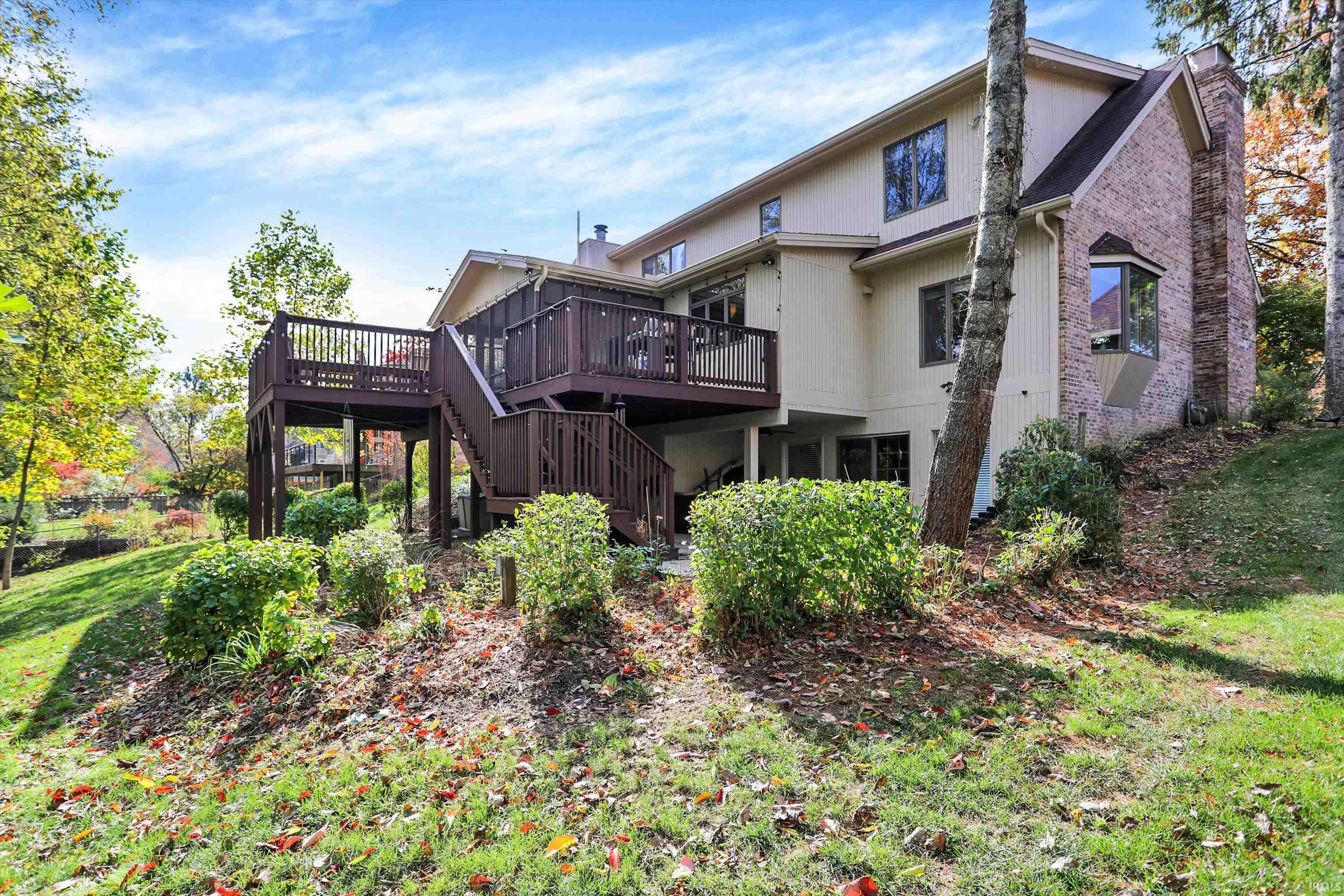 2707 S Olcott Boulevard