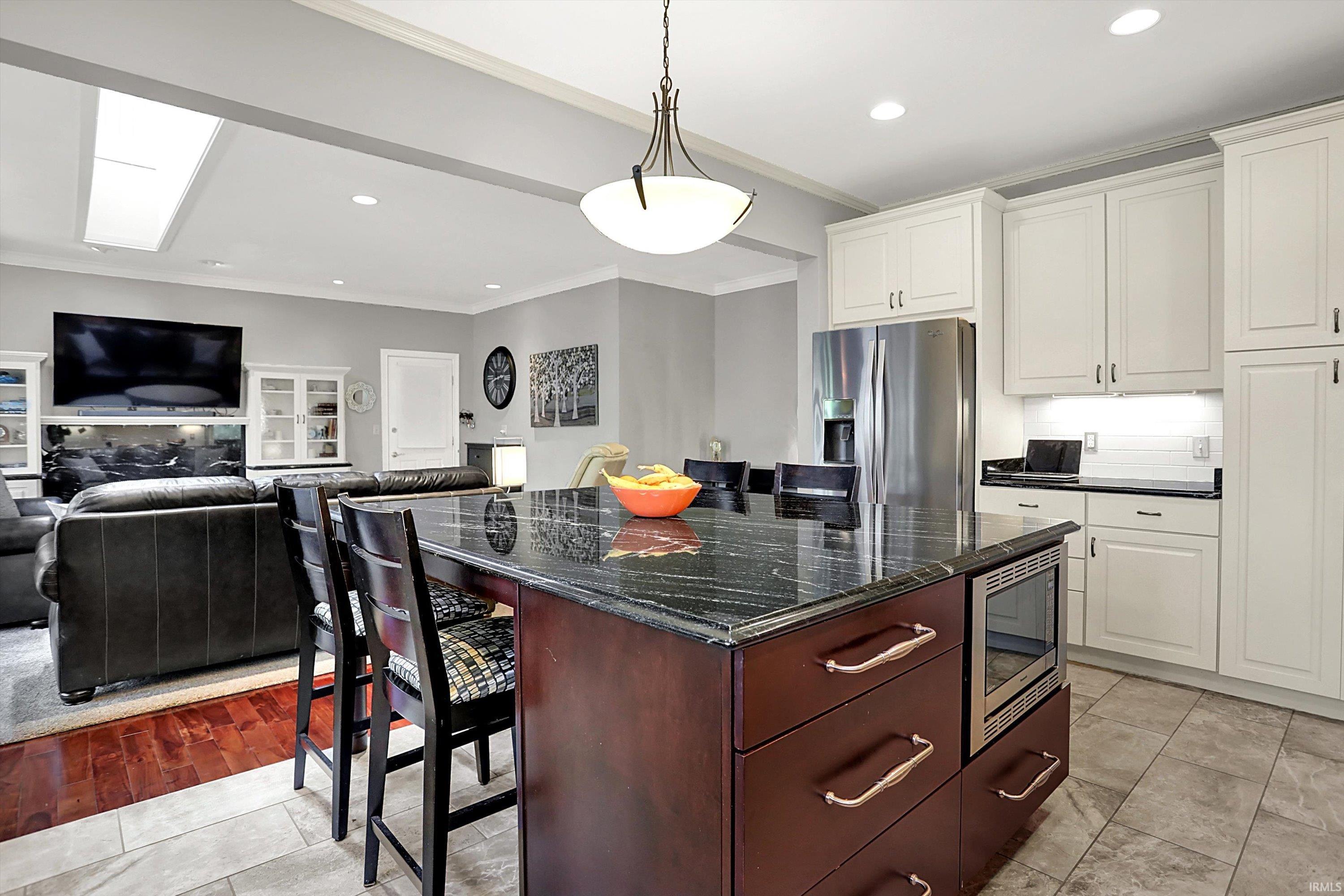 2707 S Olcott Boulevard