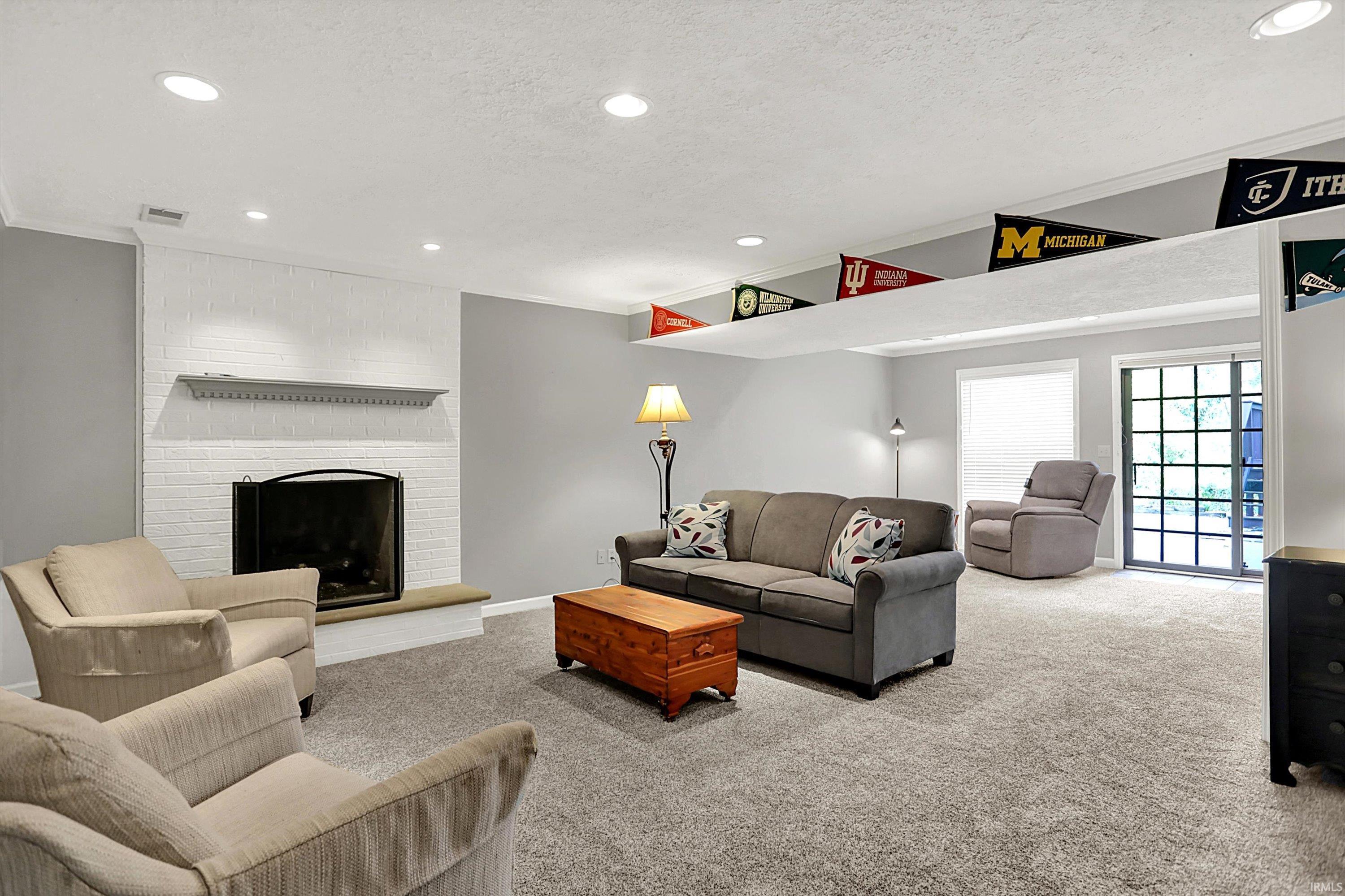 2707 S Olcott Boulevard