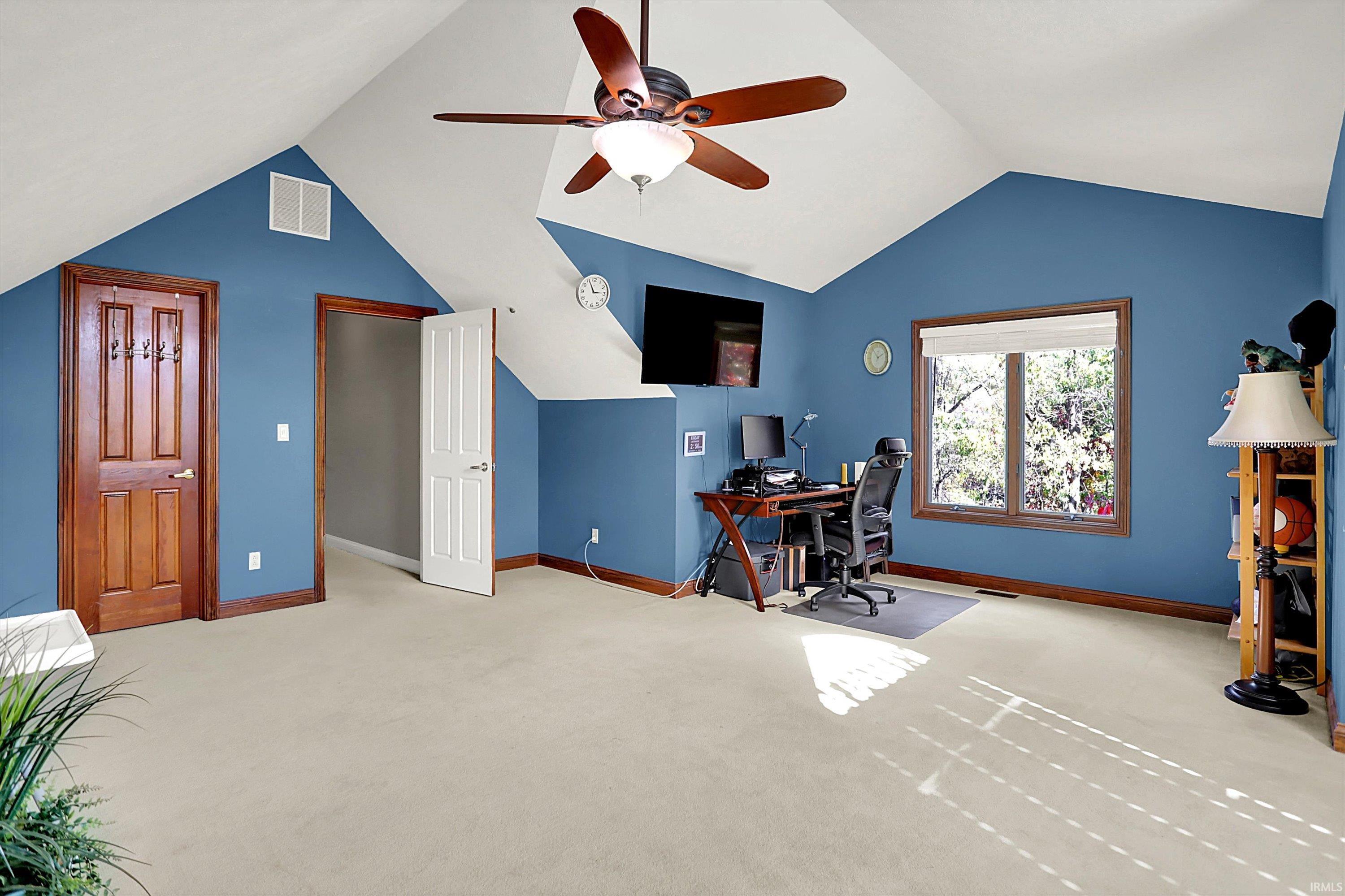 2707 S Olcott Boulevard