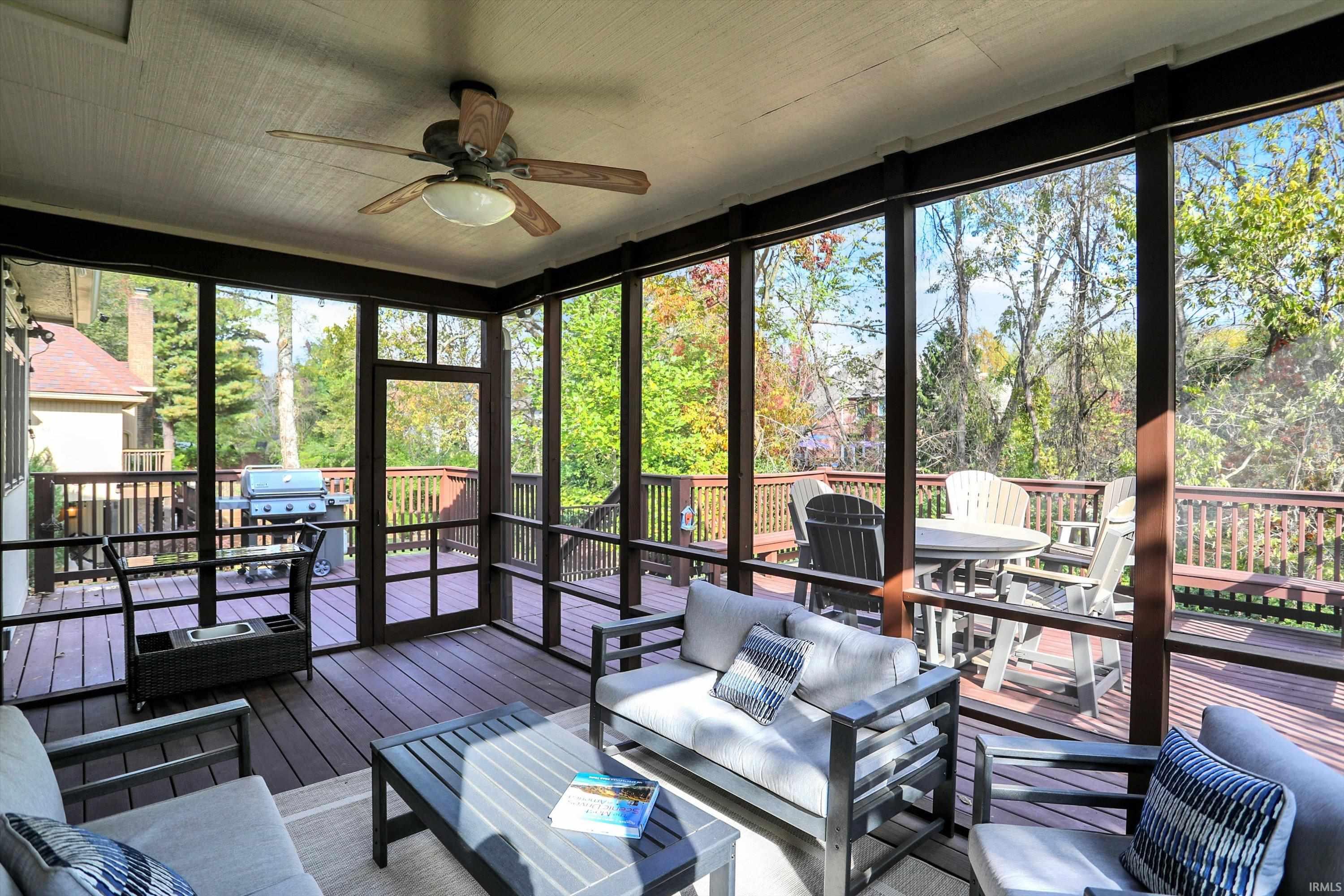 2707 S Olcott Boulevard