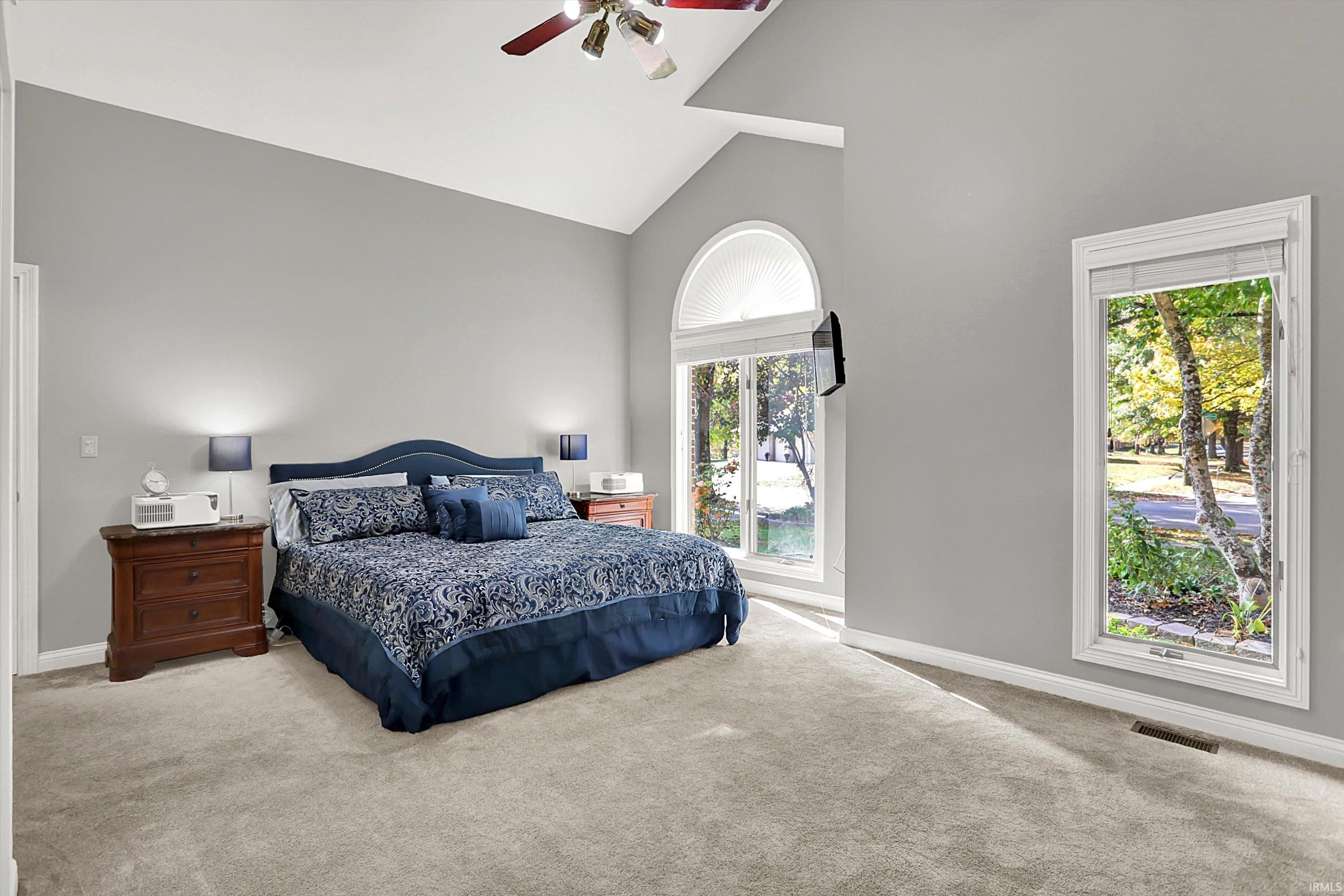 2707 S Olcott Boulevard