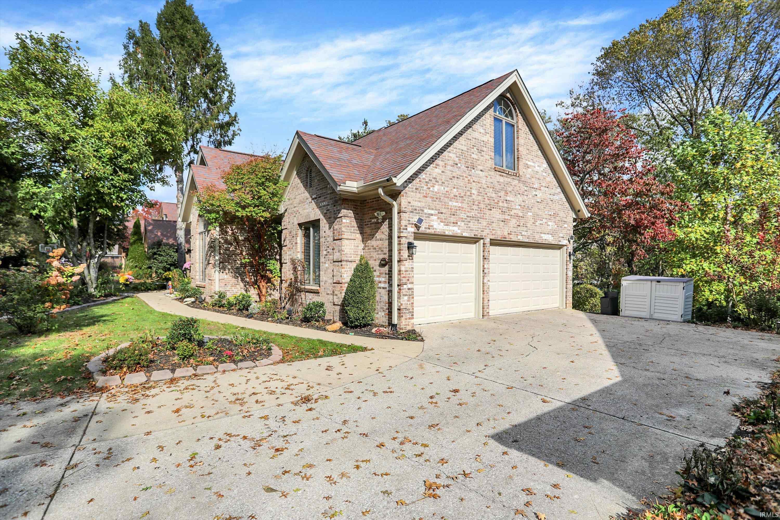 2707 S Olcott Boulevard