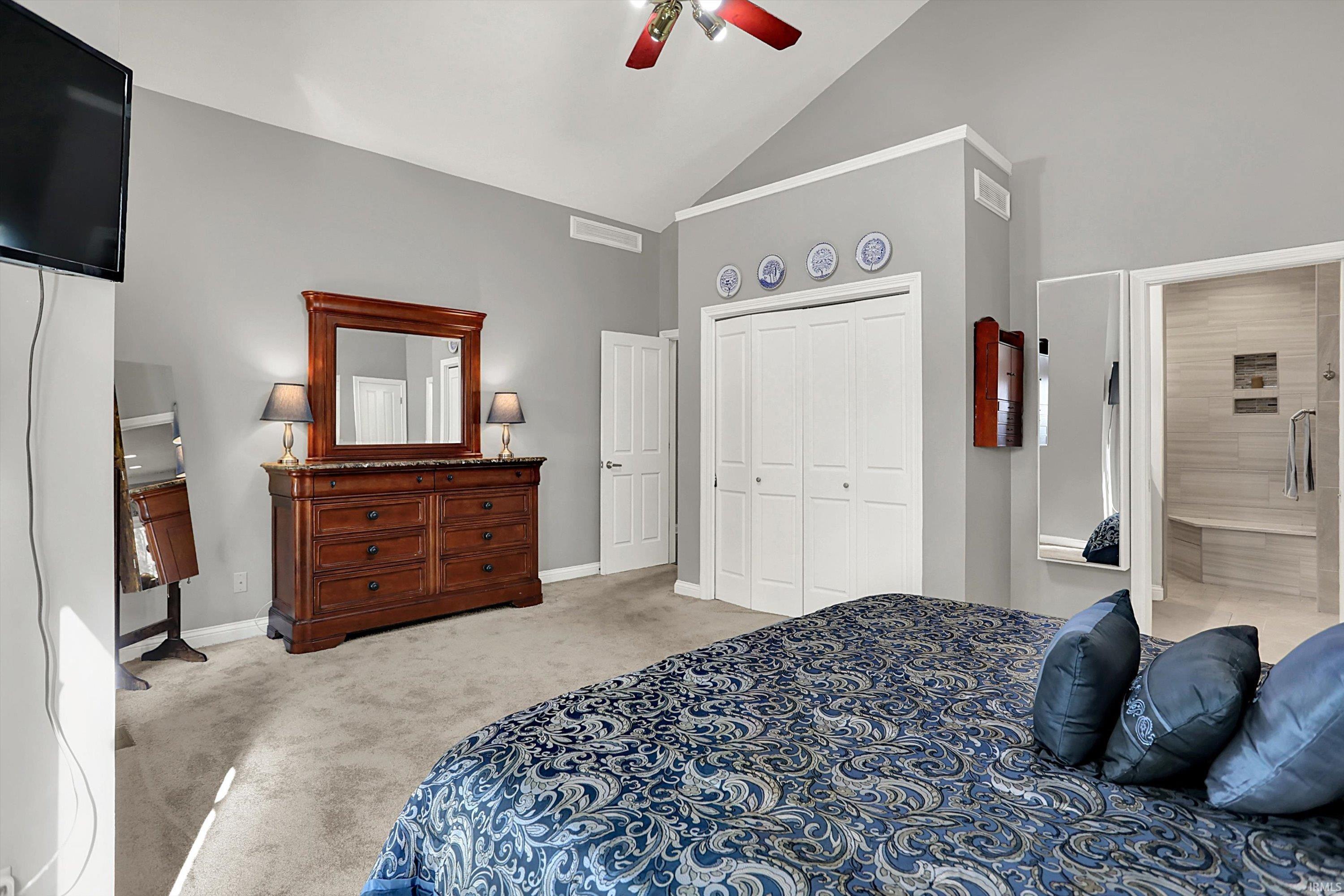 2707 S Olcott Boulevard