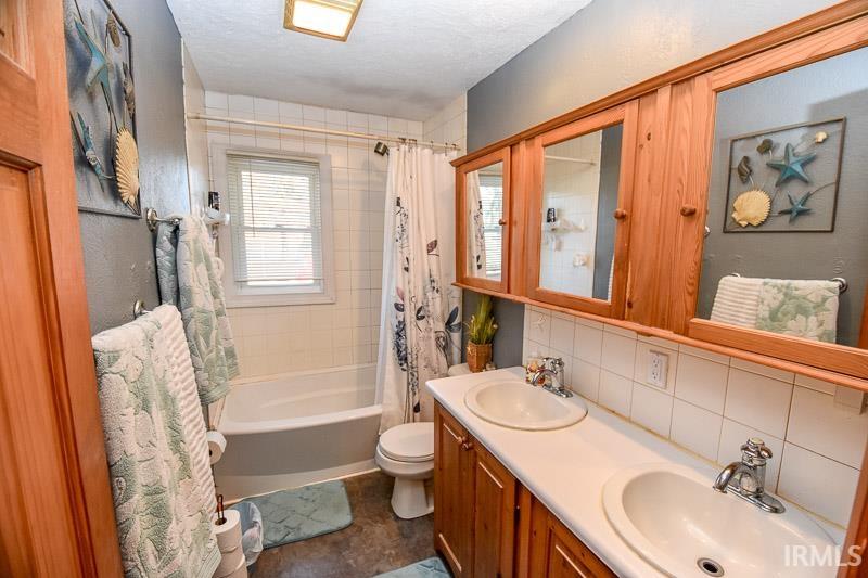 2770 E Bernice Drive