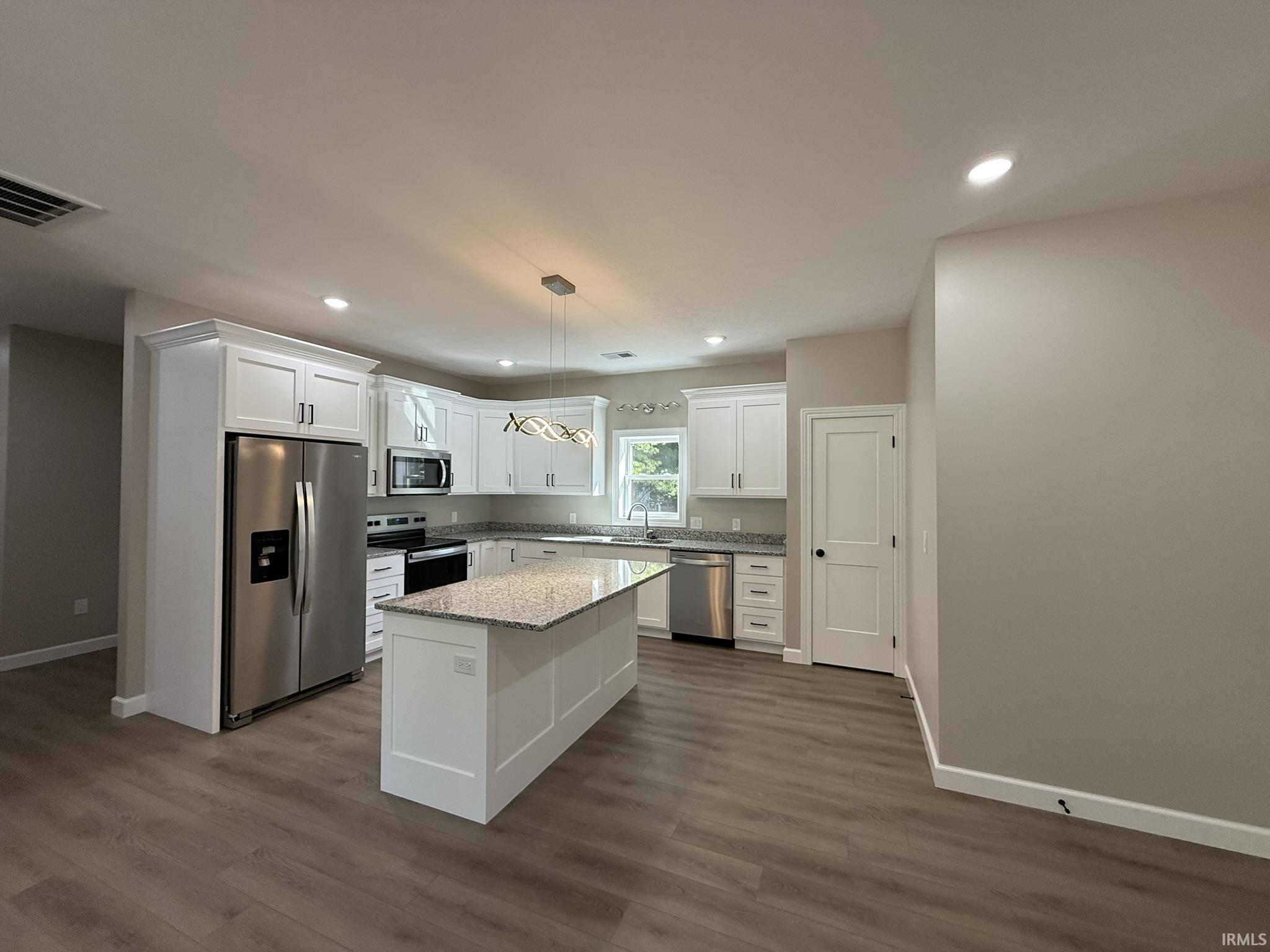 3417 S Knightridge Road