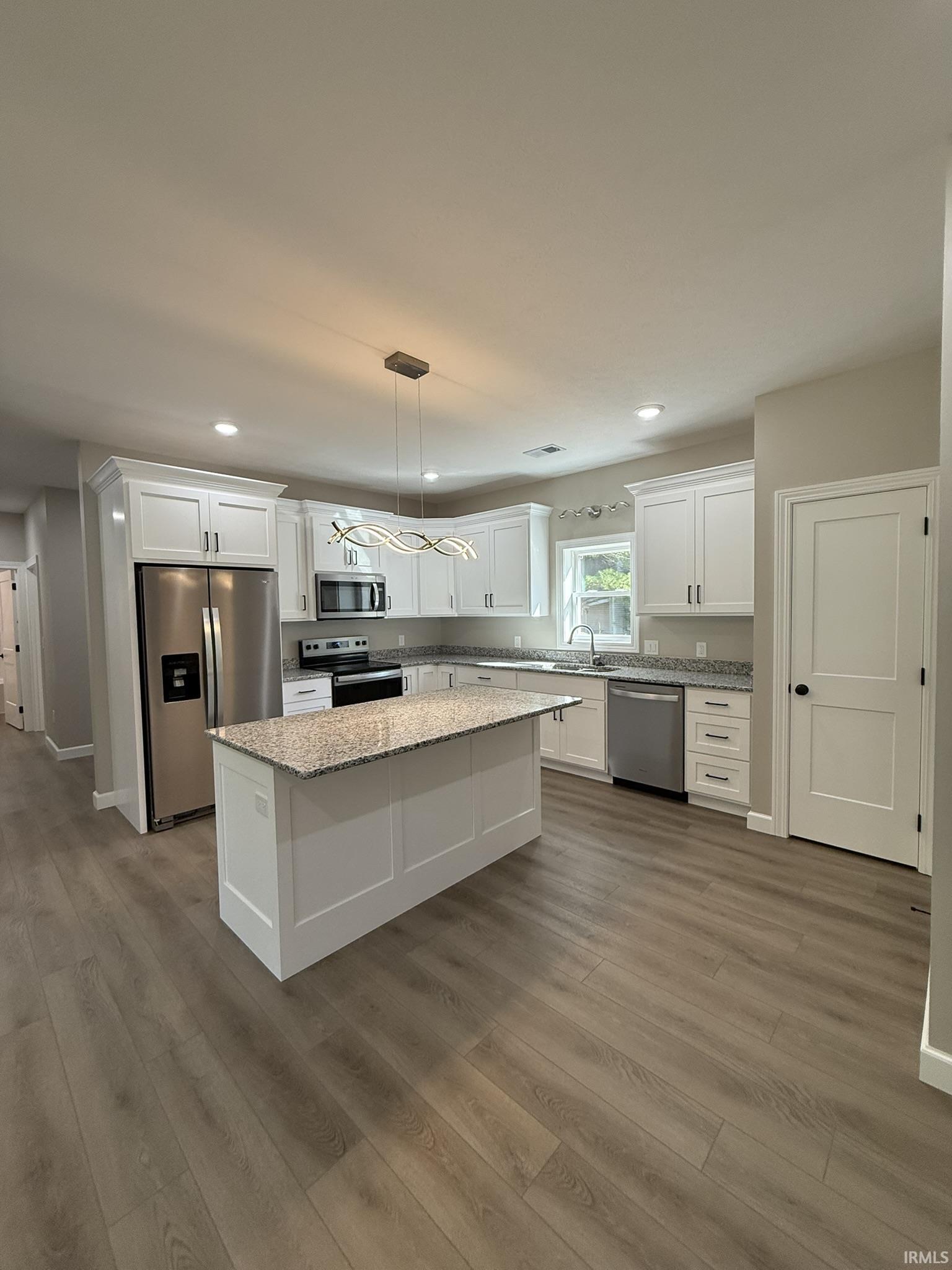 3417 S Knightridge Road