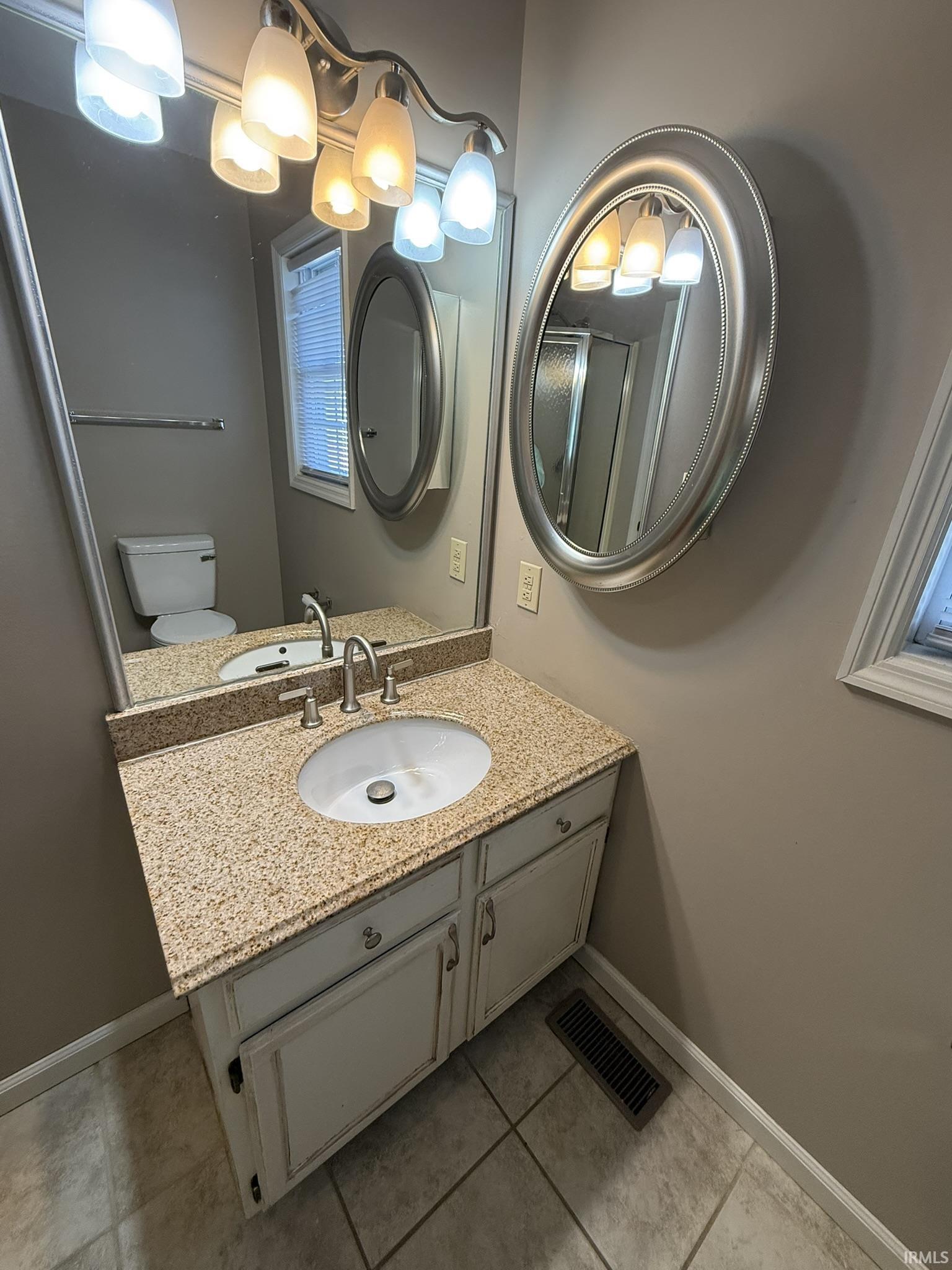 791 E Sherwood Hills Drive