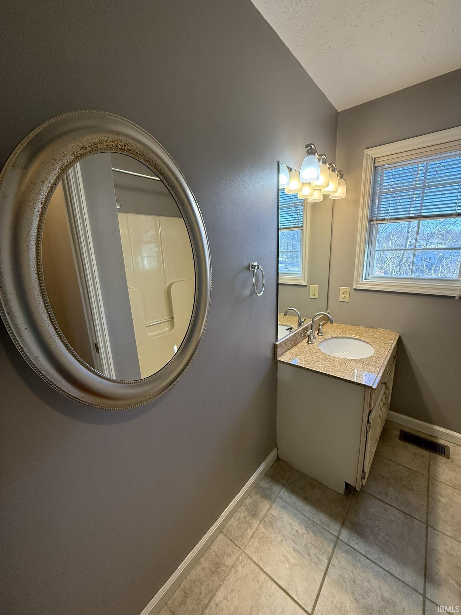 791 E Sherwood Hills Drive