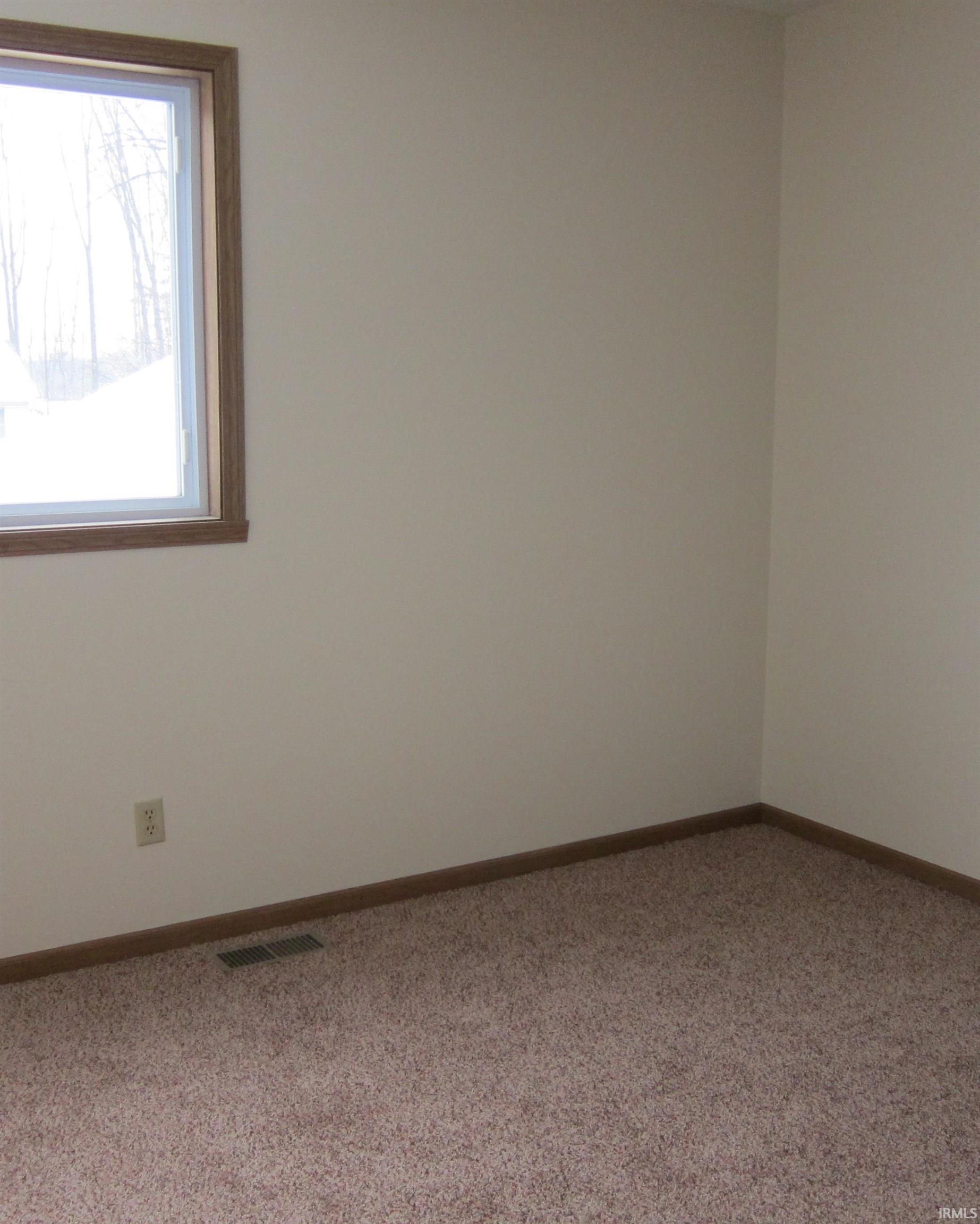 1040 N Forest View Drive