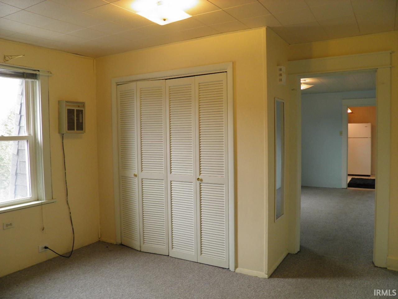 420 1/2 W 2nd Street Unit: 2W