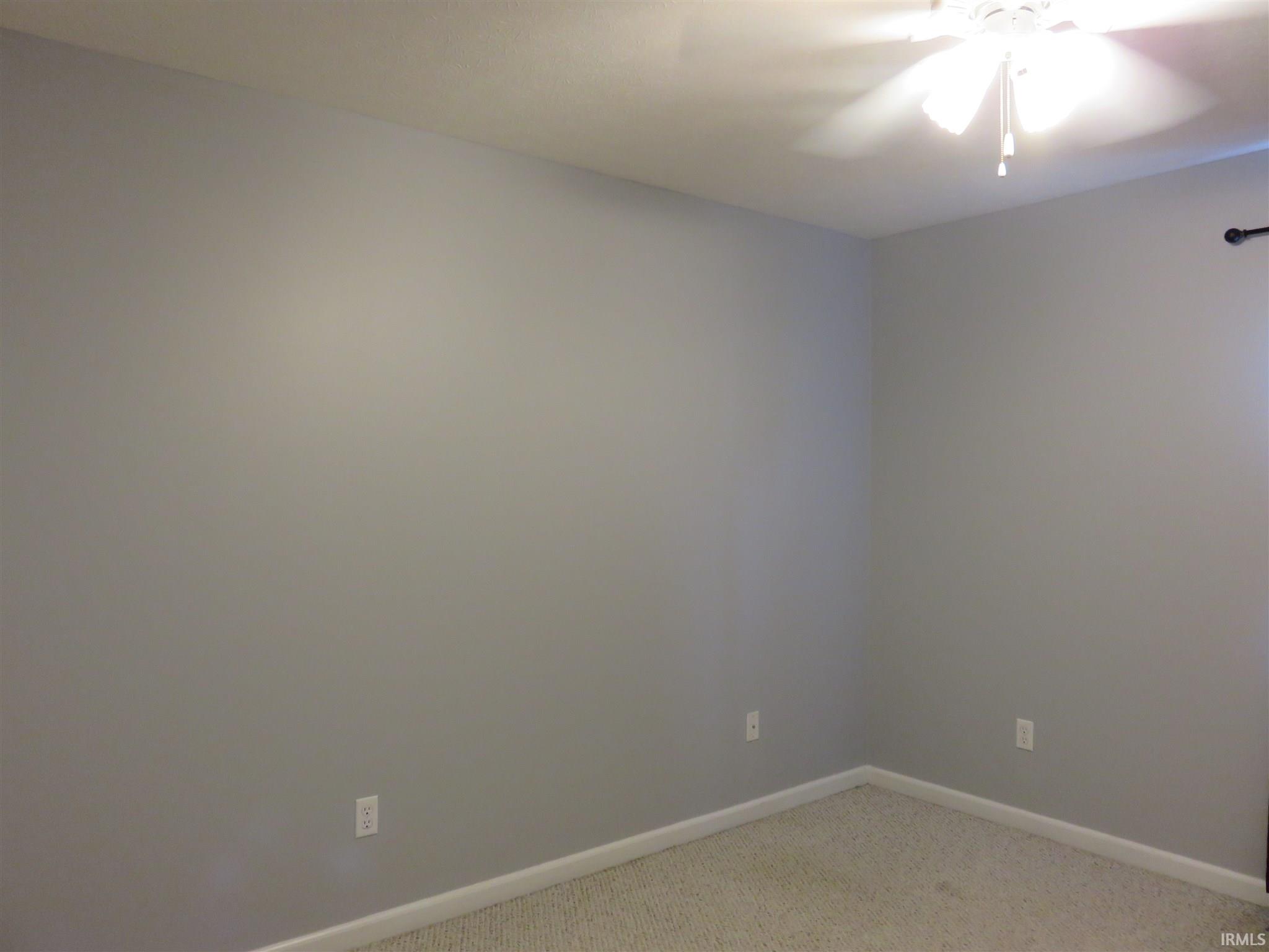 3432 S Oaklawn Circle