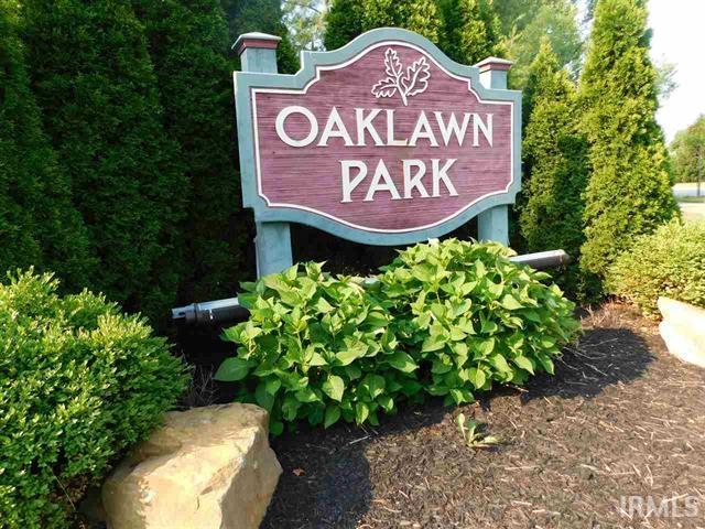 3432 S Oaklawn Circle