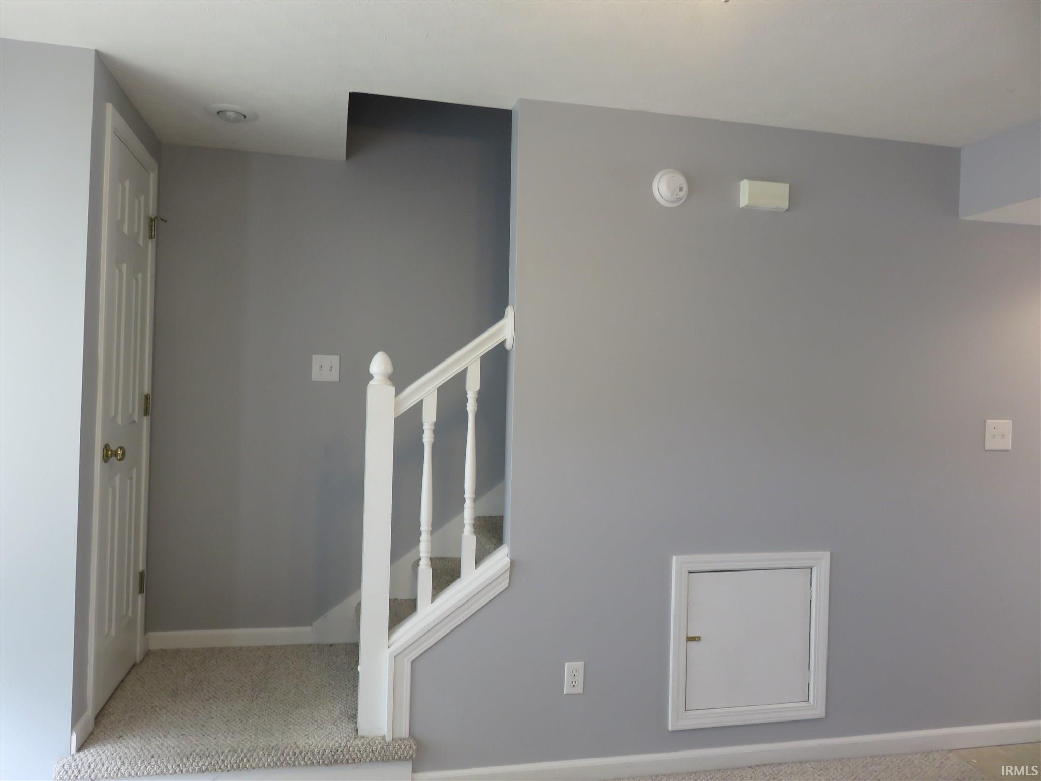 3432 S Oaklawn Circle