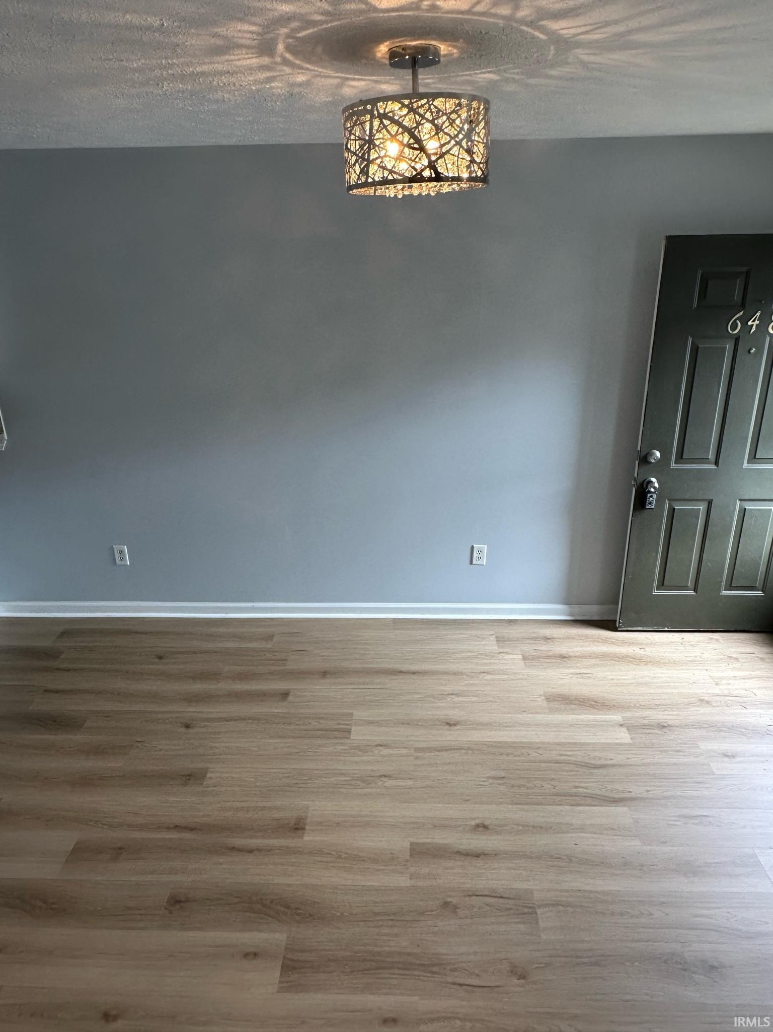 648 E Sherwood Hills Drive