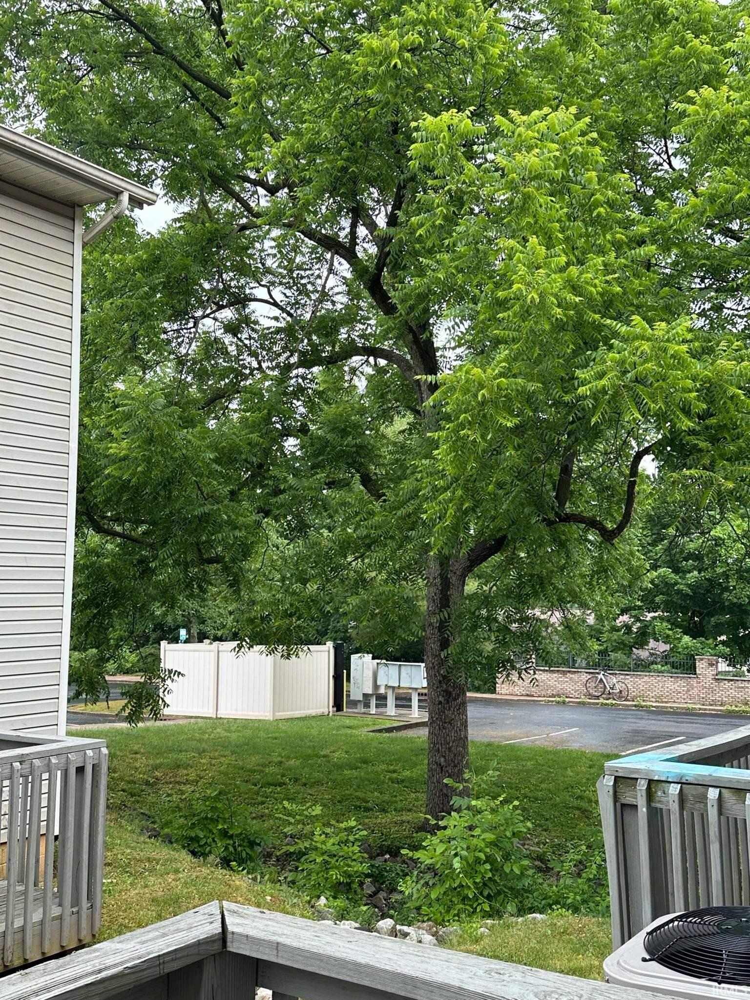 648 E Sherwood Hills Drive