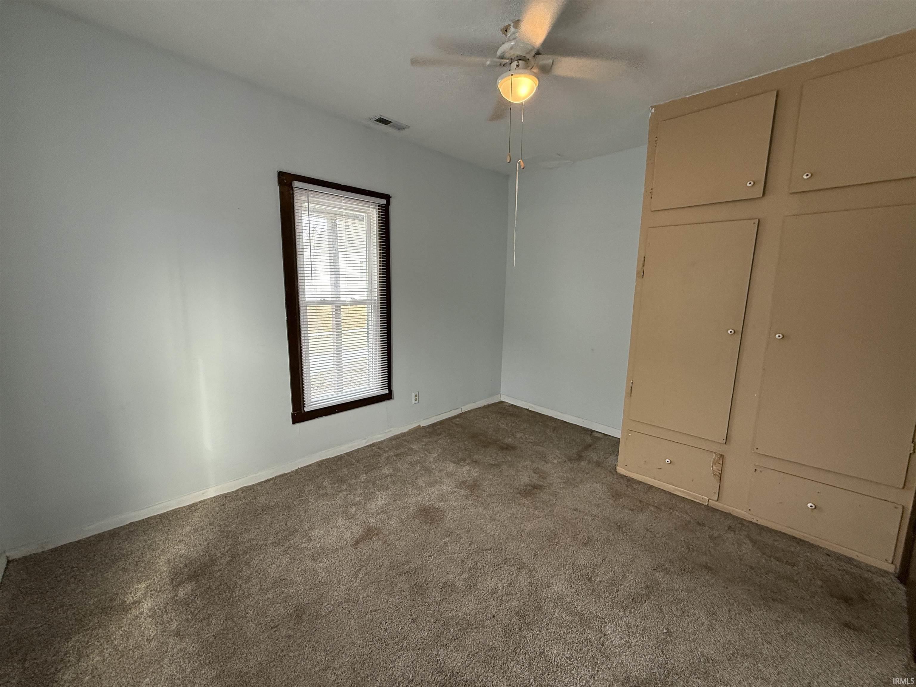 405 W Hillside Drive