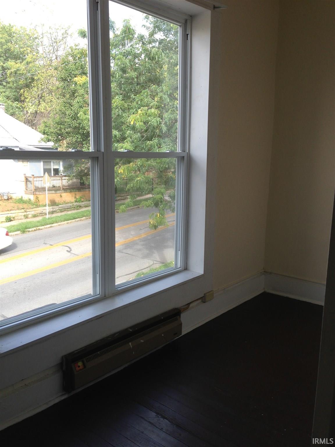 517 S Rogers Street Unit: 2