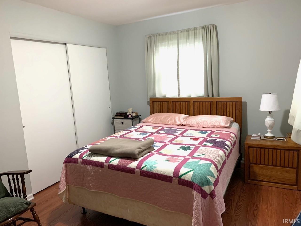 4182 W Broadway Avenue