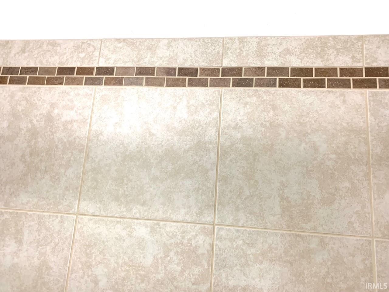 4182 W Broadway Avenue